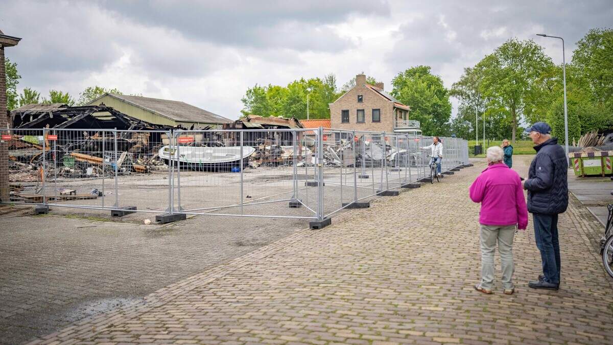 Slootdorp Eigenaren kringloop Saartje in de bres voor gedupeerde buren van ...