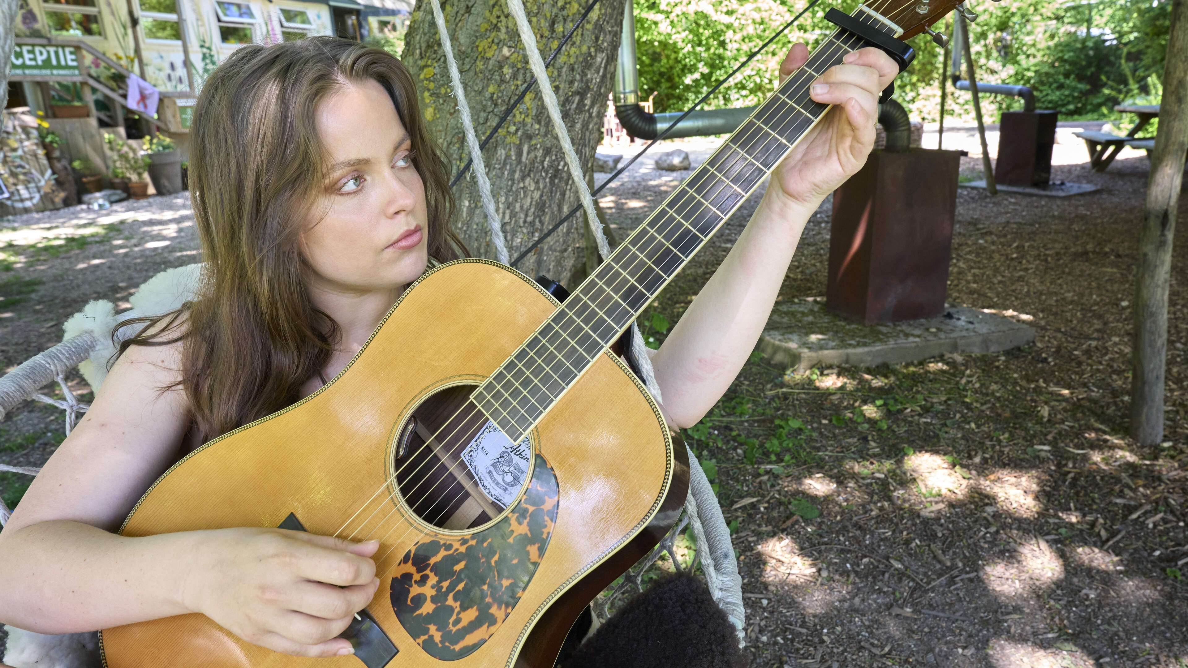 Megan Haakman embodies her idol Joni Mitchell again for Rolling Thunder Revue concerts: ‘Her songs have such a rich sound’