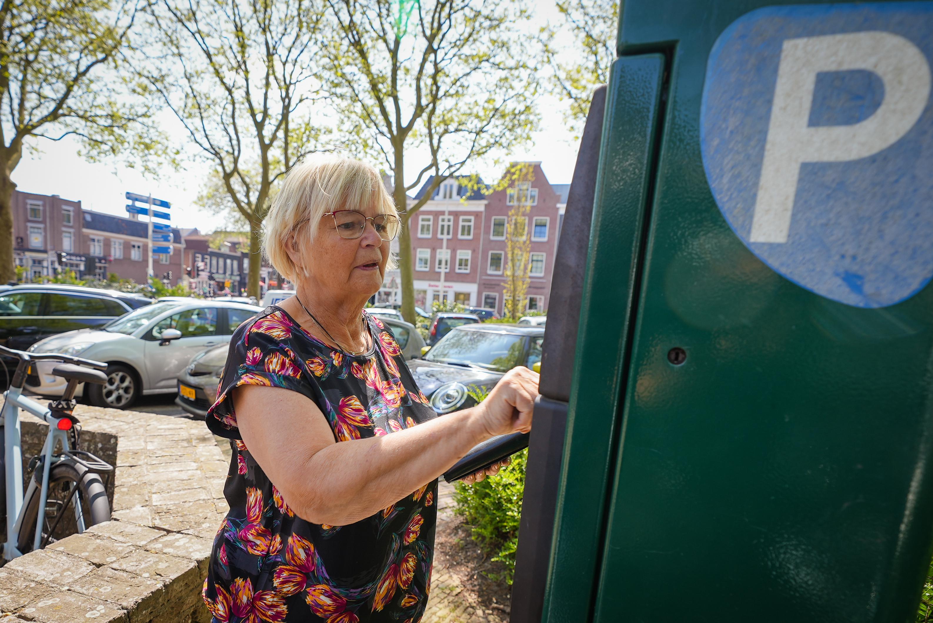 Inwoners ’havenbuurt’ in Weidevenne mogen mening geven over invoering betaald parkeren