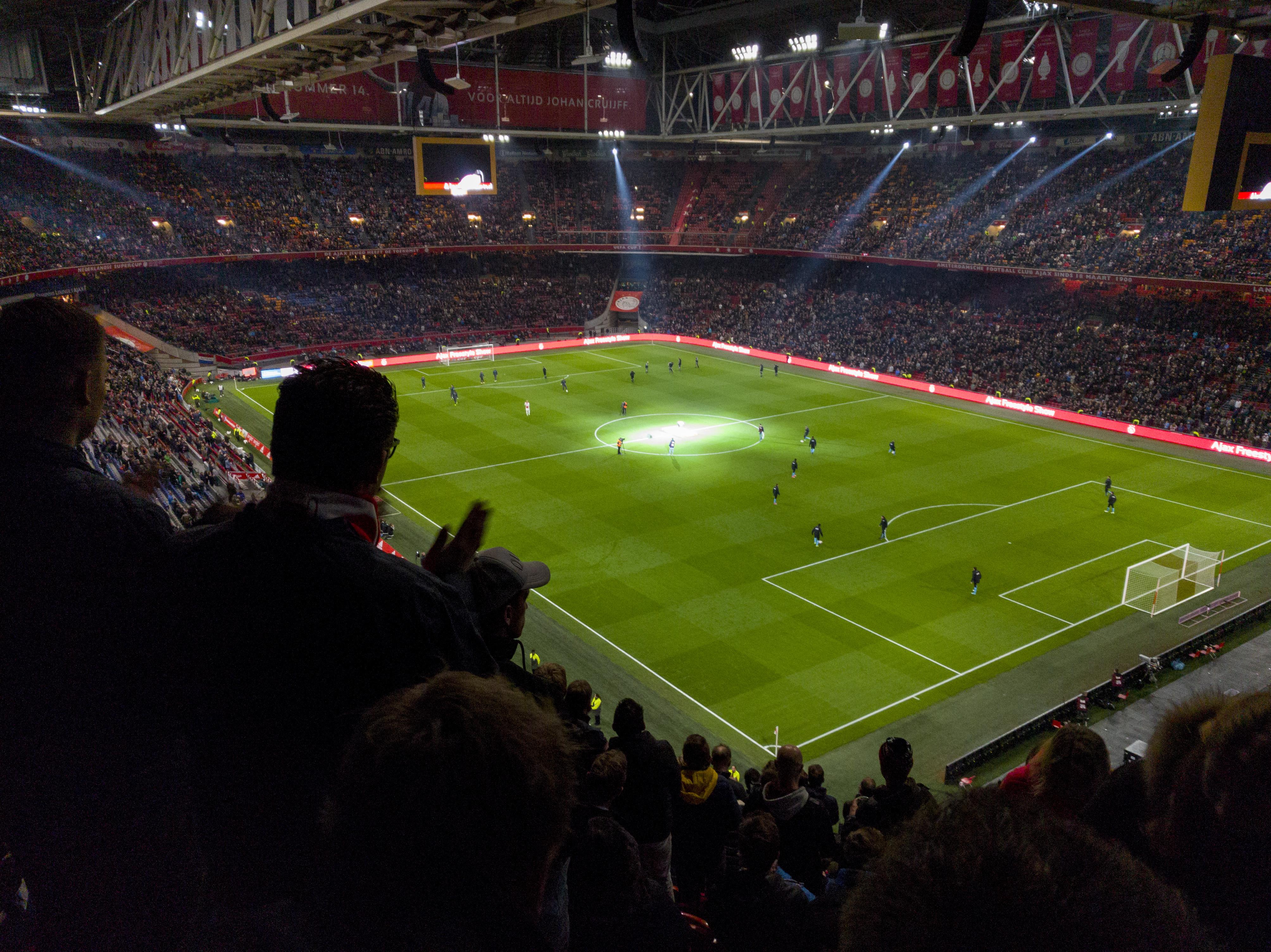 Johan Cruijff Arena-directeur: ’Lege stadions zijn voorlopig realiteit