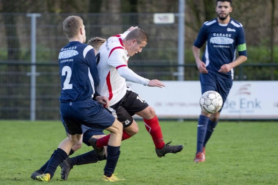 Nick Verblauw weet dat zijn Dirkshorn veel beter kan, maar wat op de trainingen wel gebeurt, lukt ti