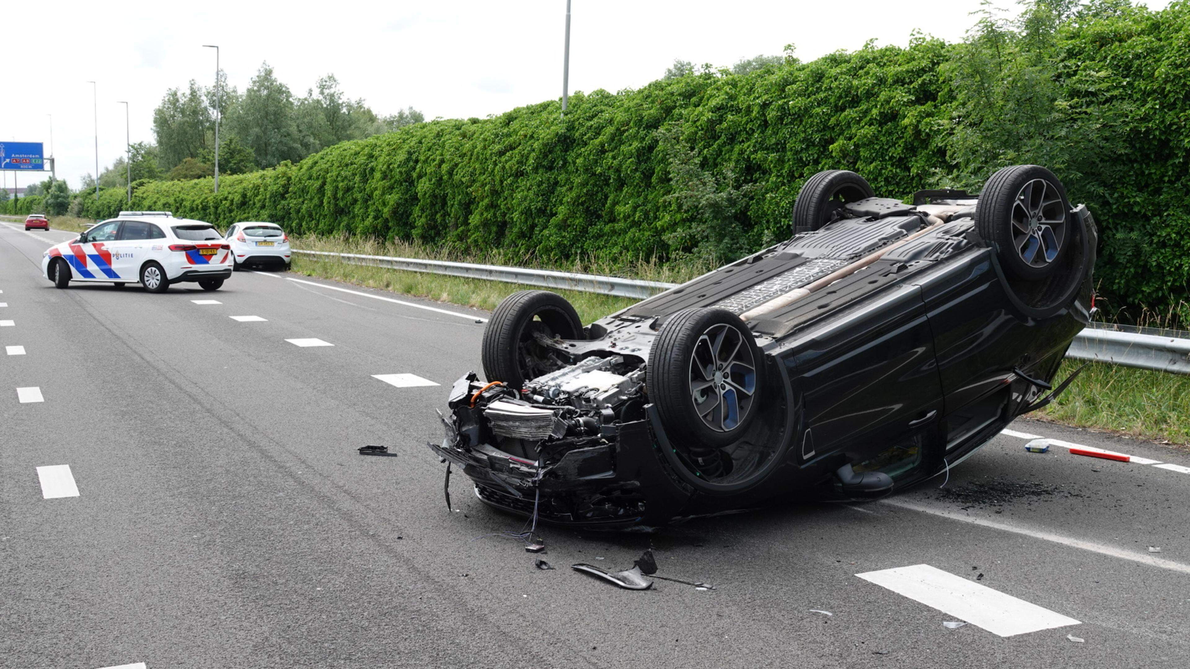 Gewonden bij ongeval met twee auto’s op A7 bij Wijdewormer
