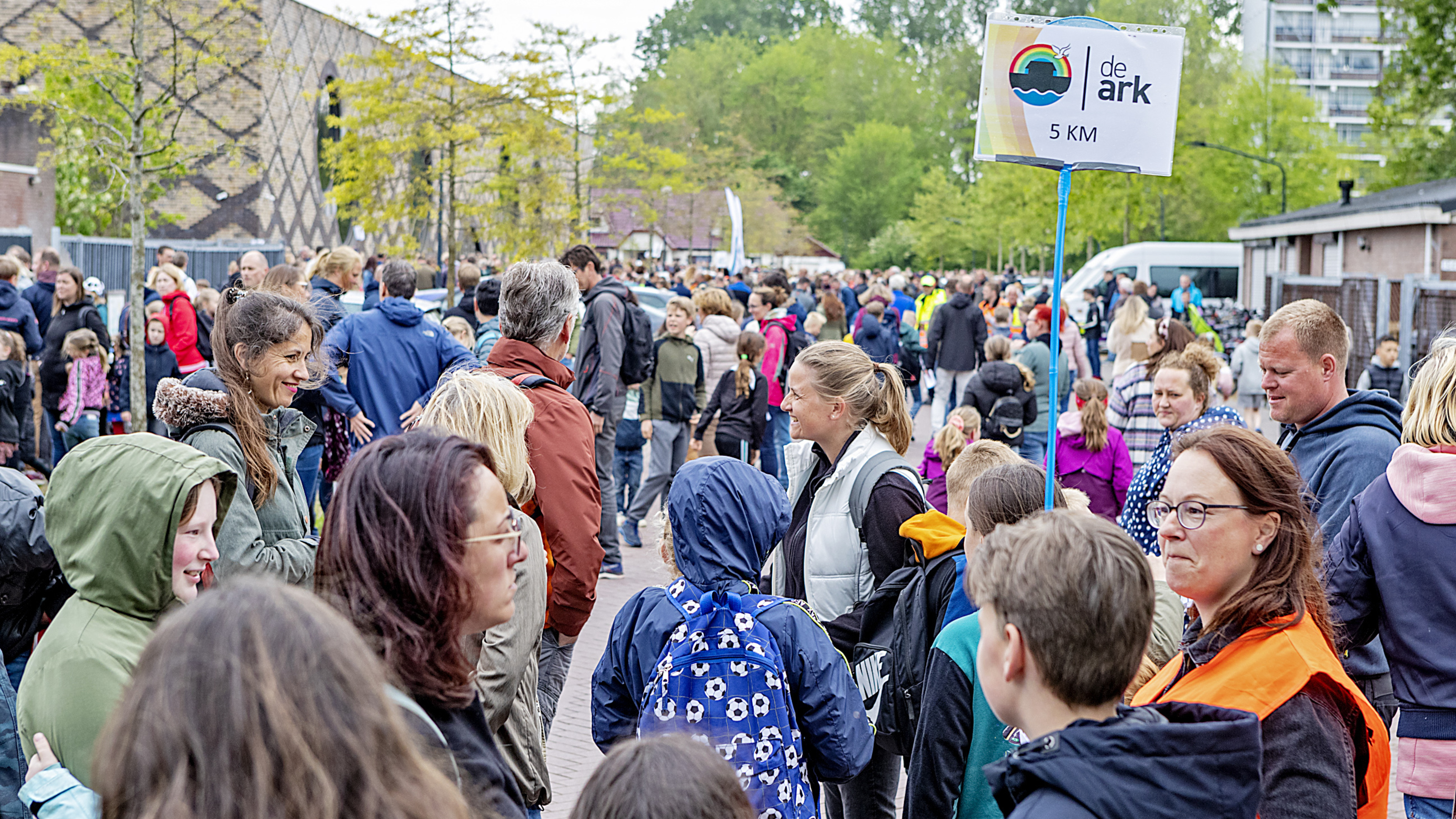 Heemskerk walking event takes measures due to expected heat, 10km route cancelled: ‘Safety and health come first’