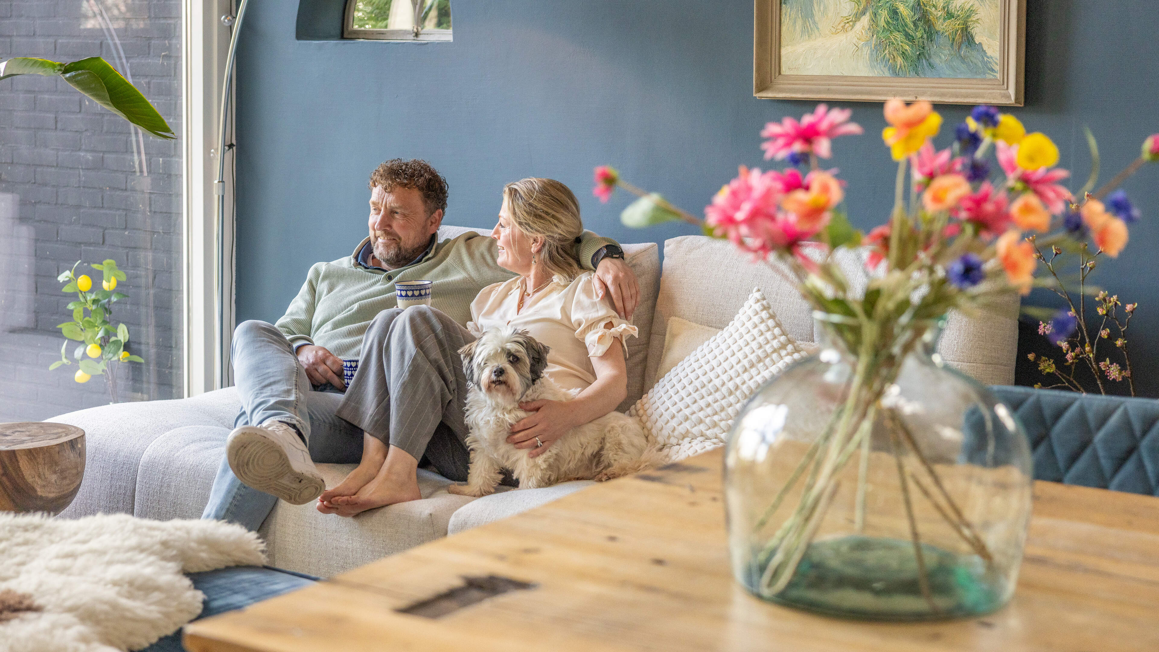 Debby and Joost live in a farmhouse on Texel: ‘Showering under the stars, an owl suddenly flies past’