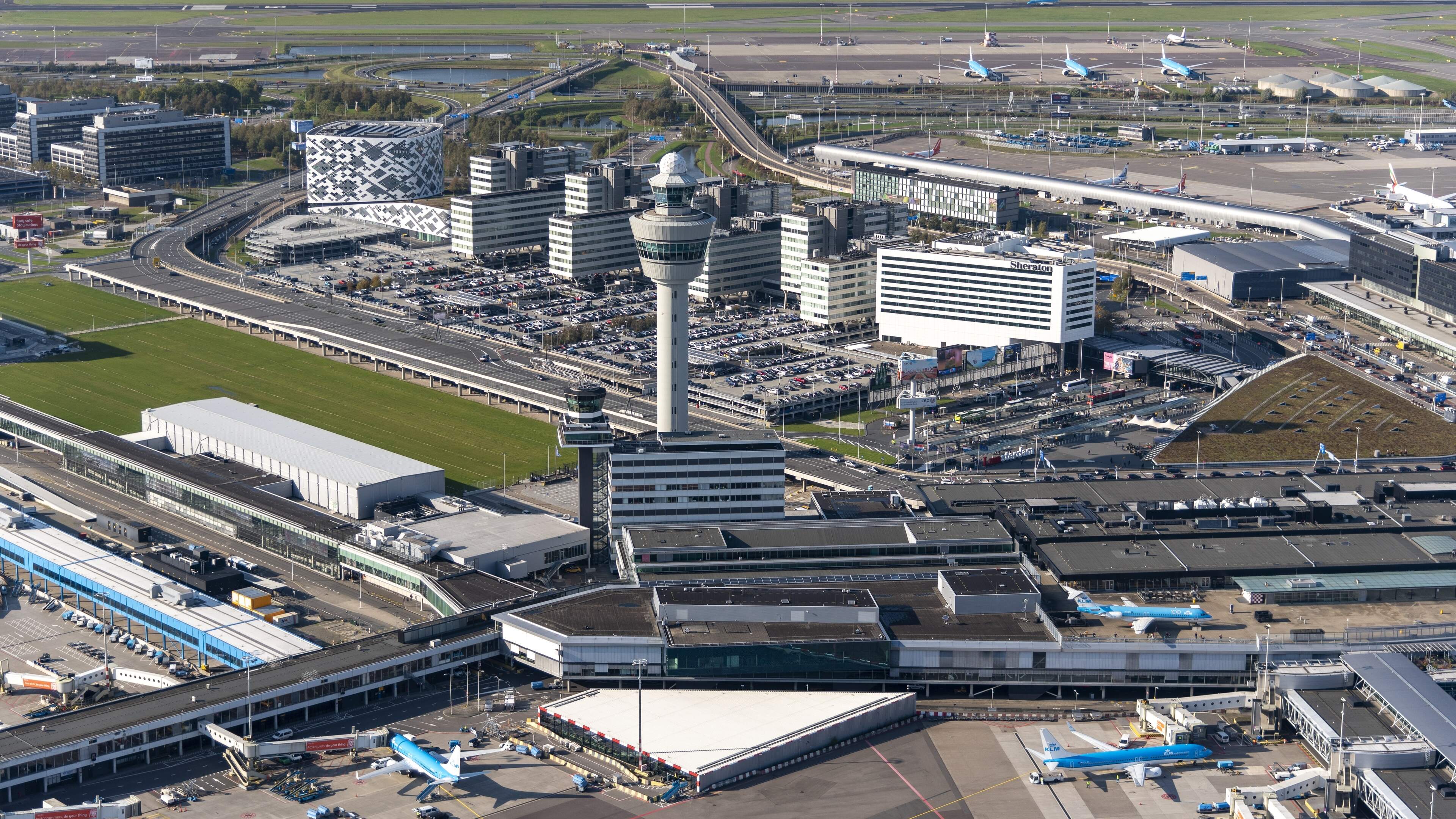 Syria returnee arrested at Schiphol