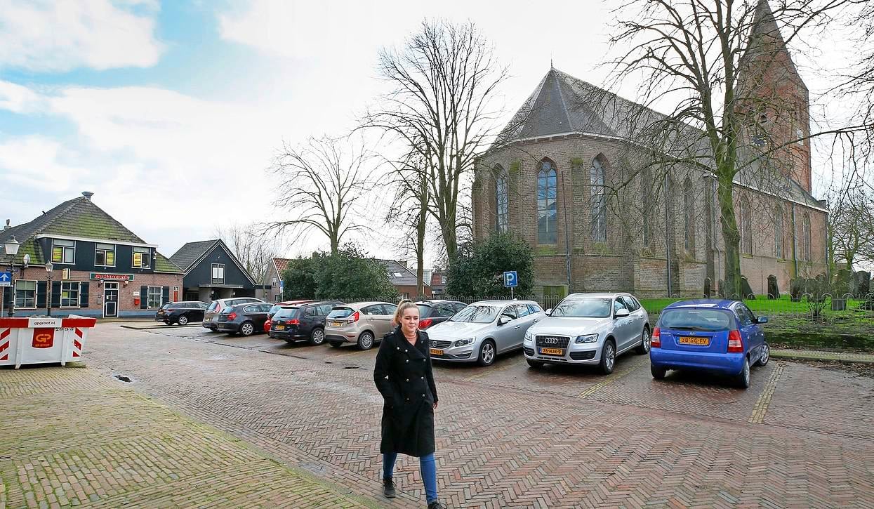 Dwangsom tegen verhuurder voormalige hotel de Harmonie in Hippolytushoef blijft overeind