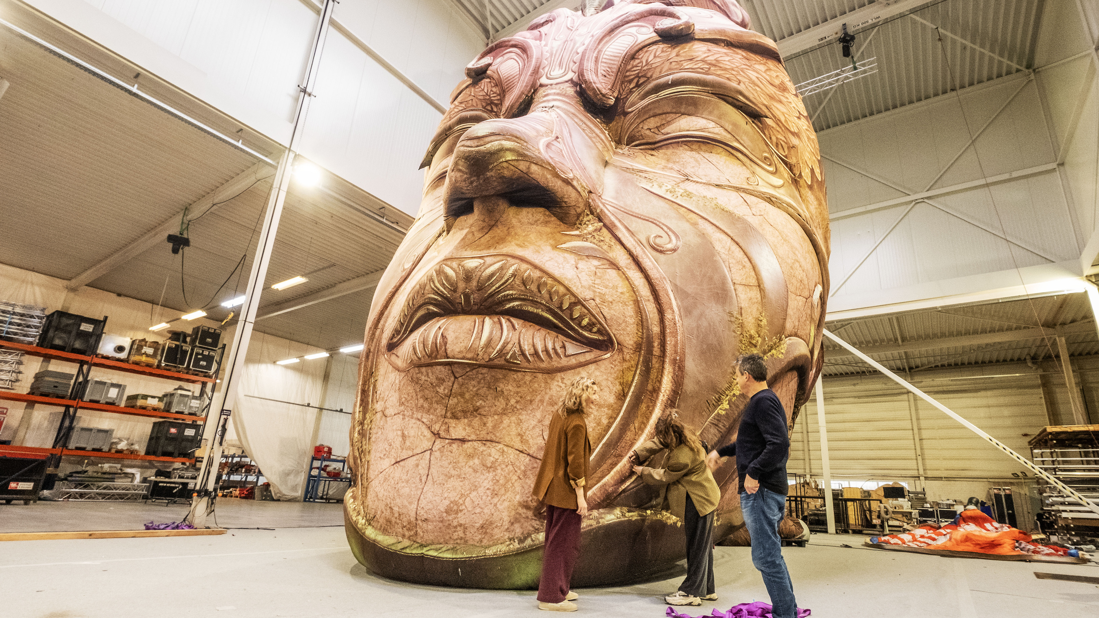 Inflatable dream factory: Airworks in Weesp breathes life into giant fabric stage sets