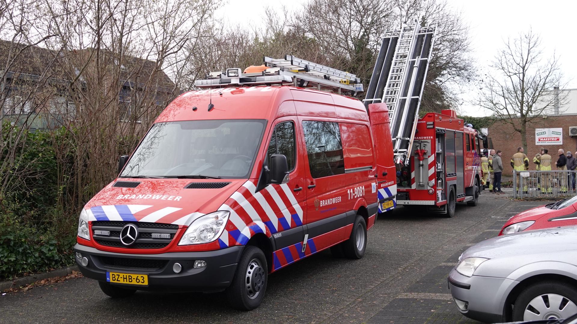 Brandstichting door jongeren in sporthal de Watering in Oosthuizen