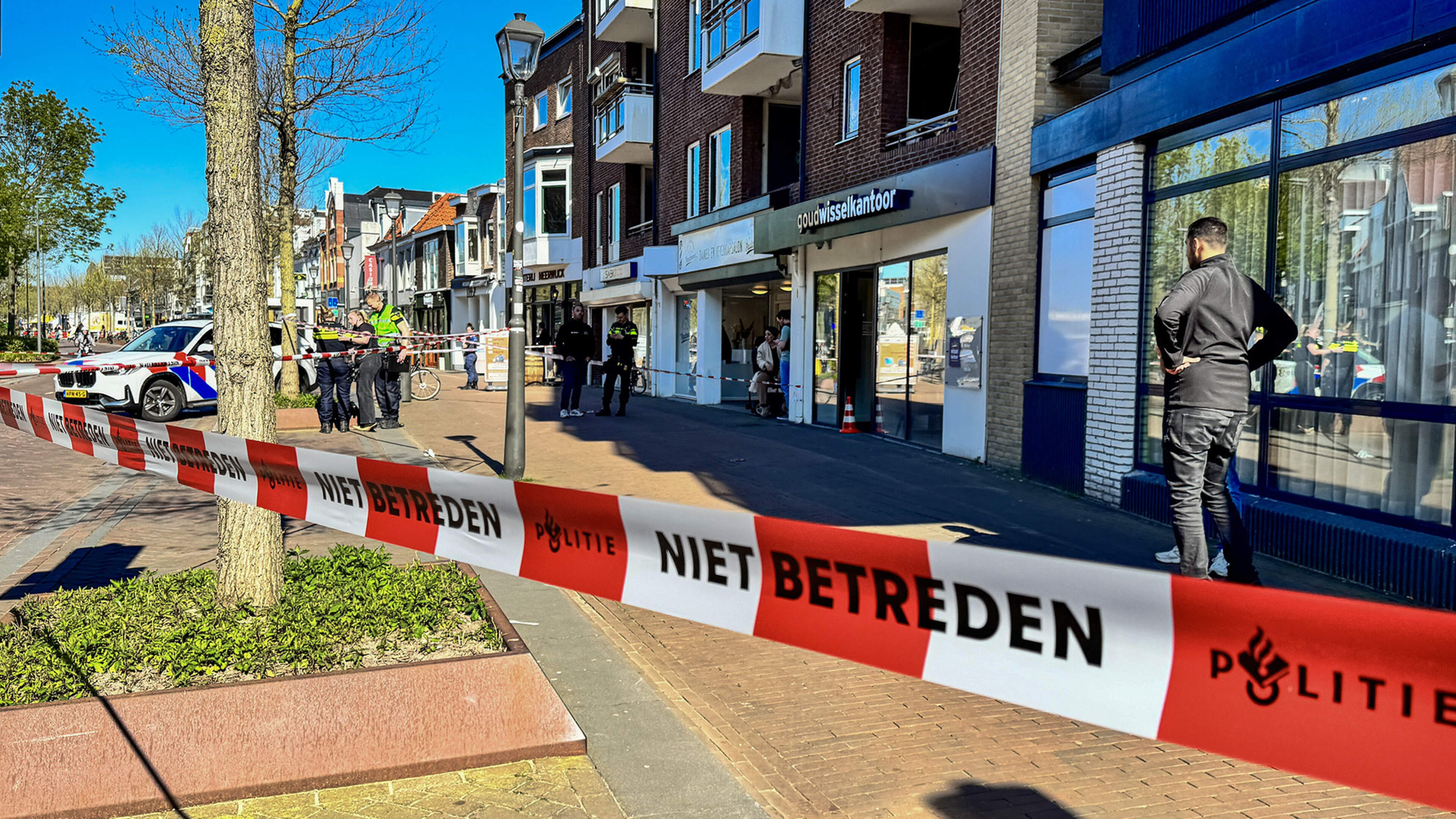 Employee dies after robbery at gold exchange office in Beverwijk