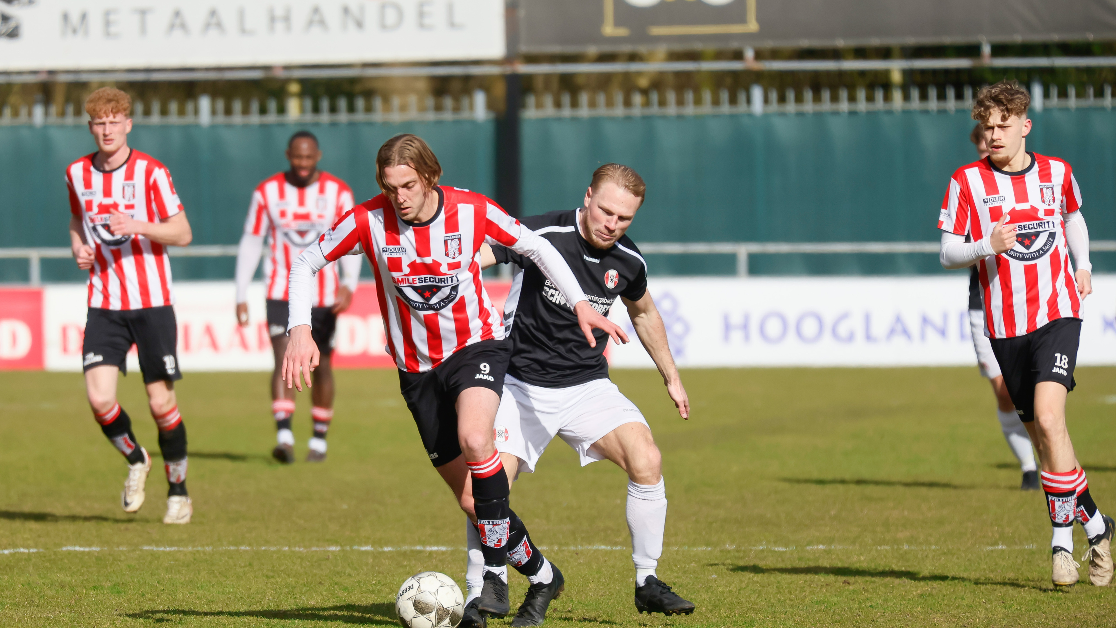 Daniel Schermer wijst Hollandia met twee treffers de weg. Hoornse ploeg boekt vierde overwinning op 