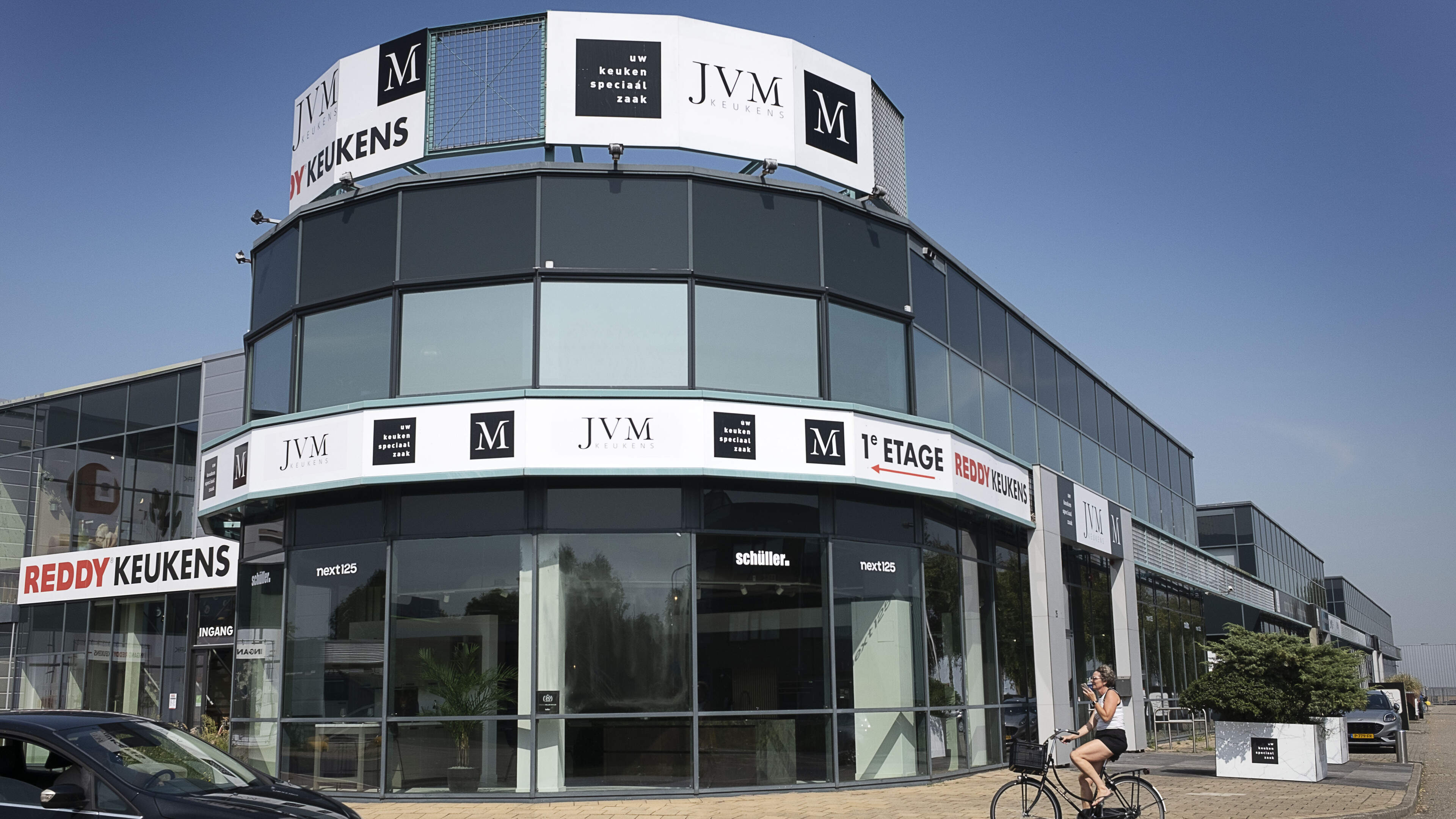 Eigenaar failliet JVM Keukens laat meerdere klanten in de kou staan: ’Nu staan we met lege handen’