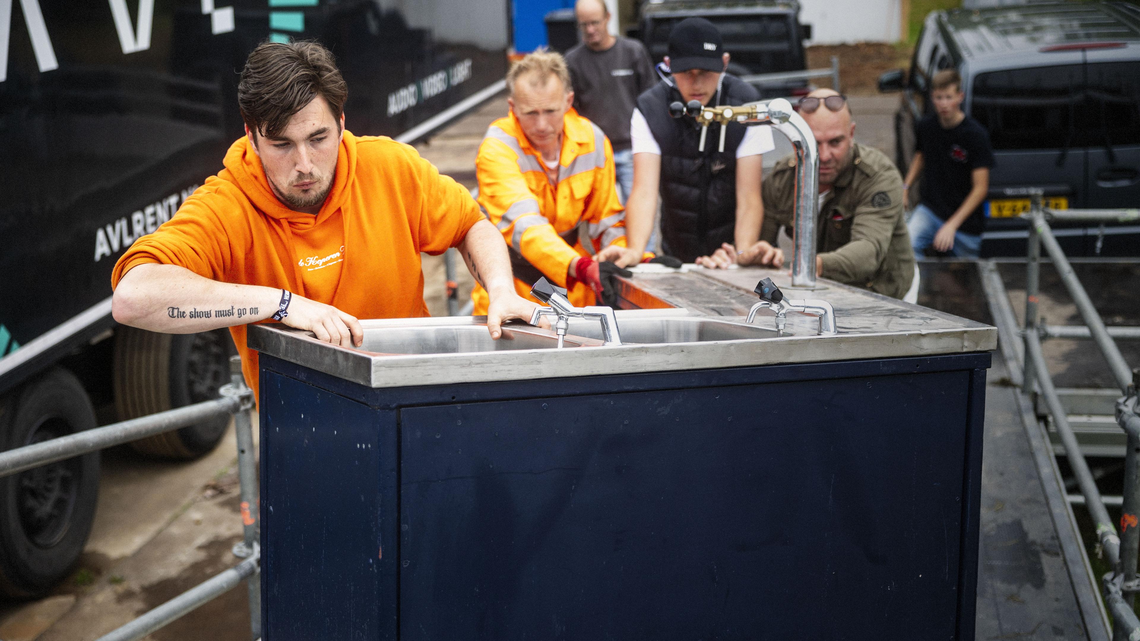 Damian (26) uit Monnickendam verkiest Hemmeland Live boven backstage werken voor wereldberoemde arti