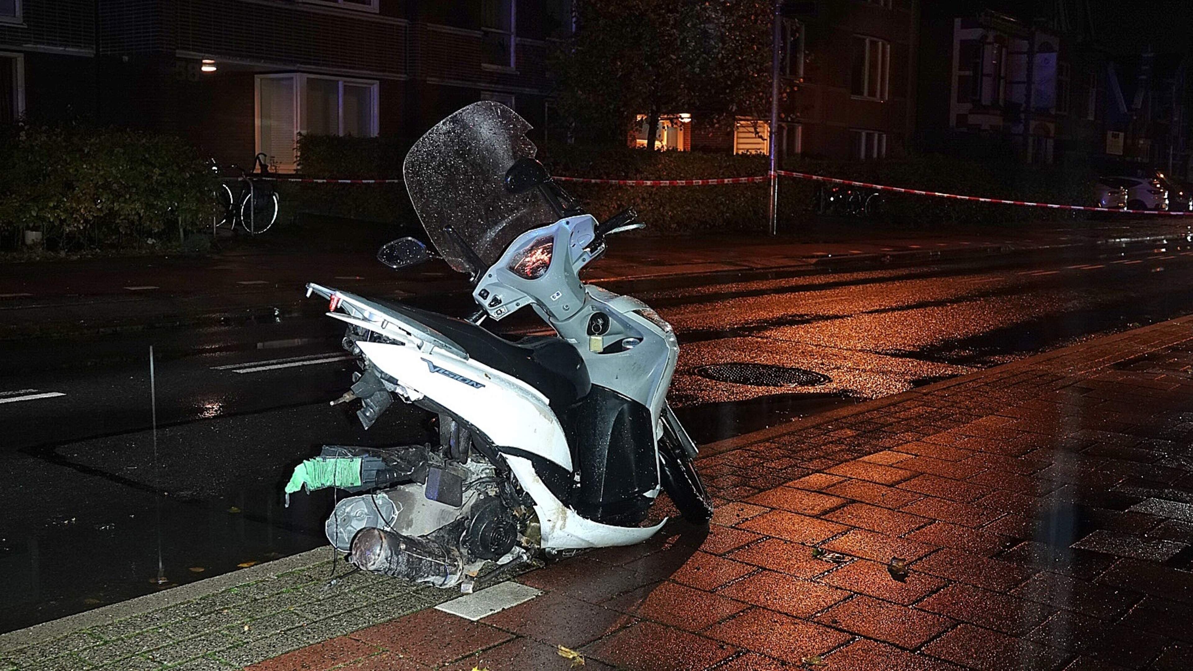 Scooterrijder (28) overleden bij aanrijding met auto in Wormerveer [update]