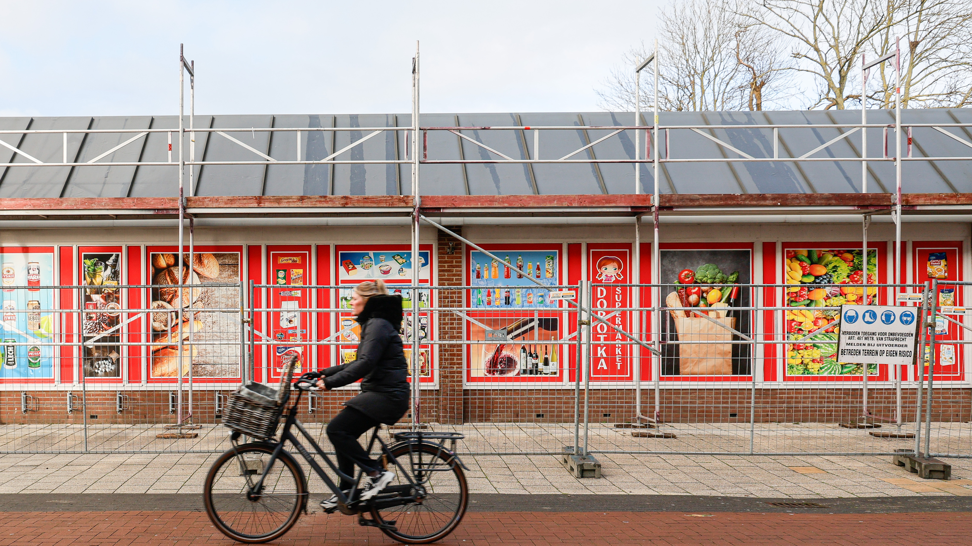 Twijfelachtig of Poolse supermarkt na brandstichting terugkomt. ‘Ik wil daar niet meer werken zolang