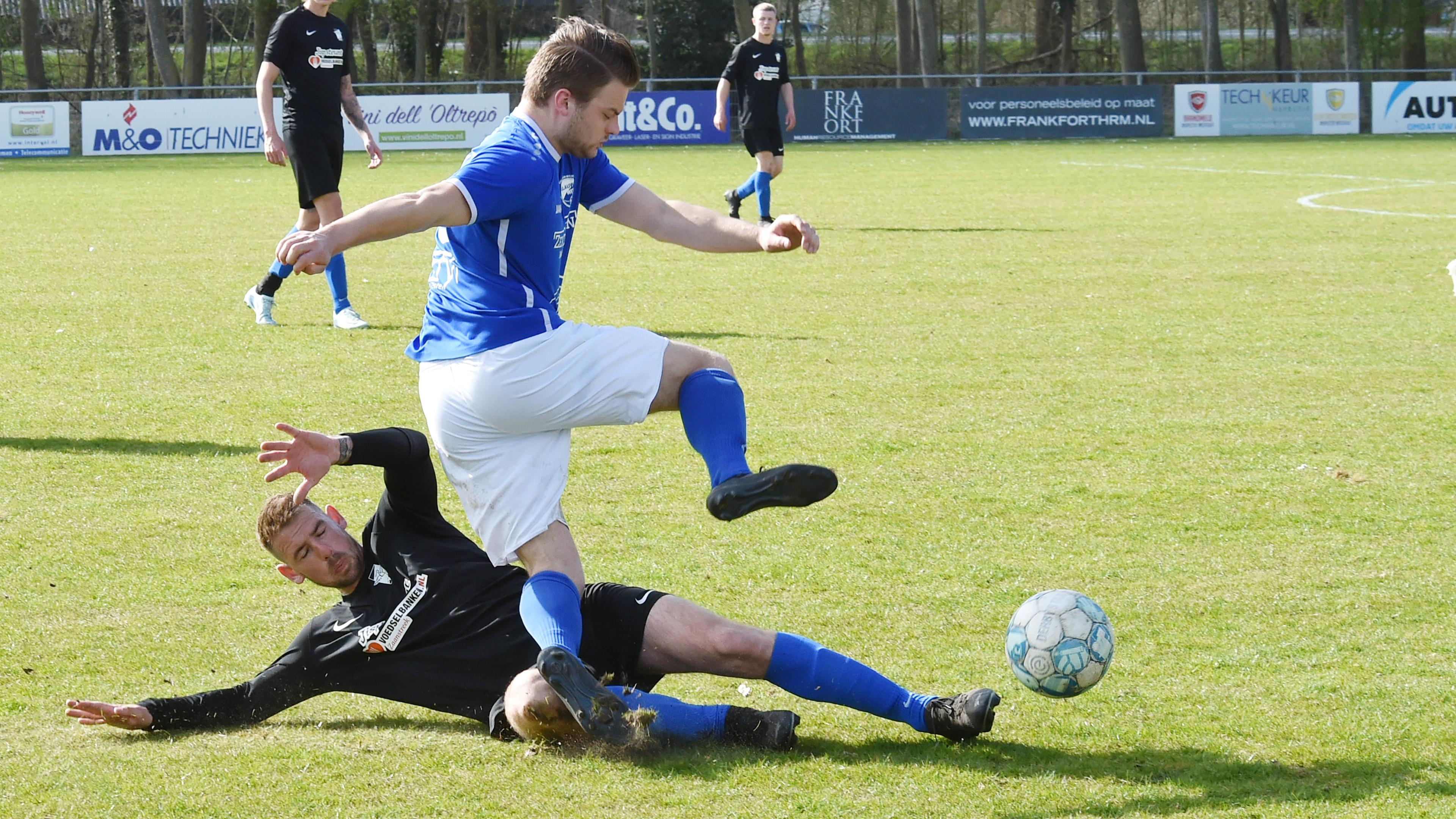 Stoere taal helpt Jisp niet aan resultaat in derby tgen Blauw Wit: opnieuw een nederlaag