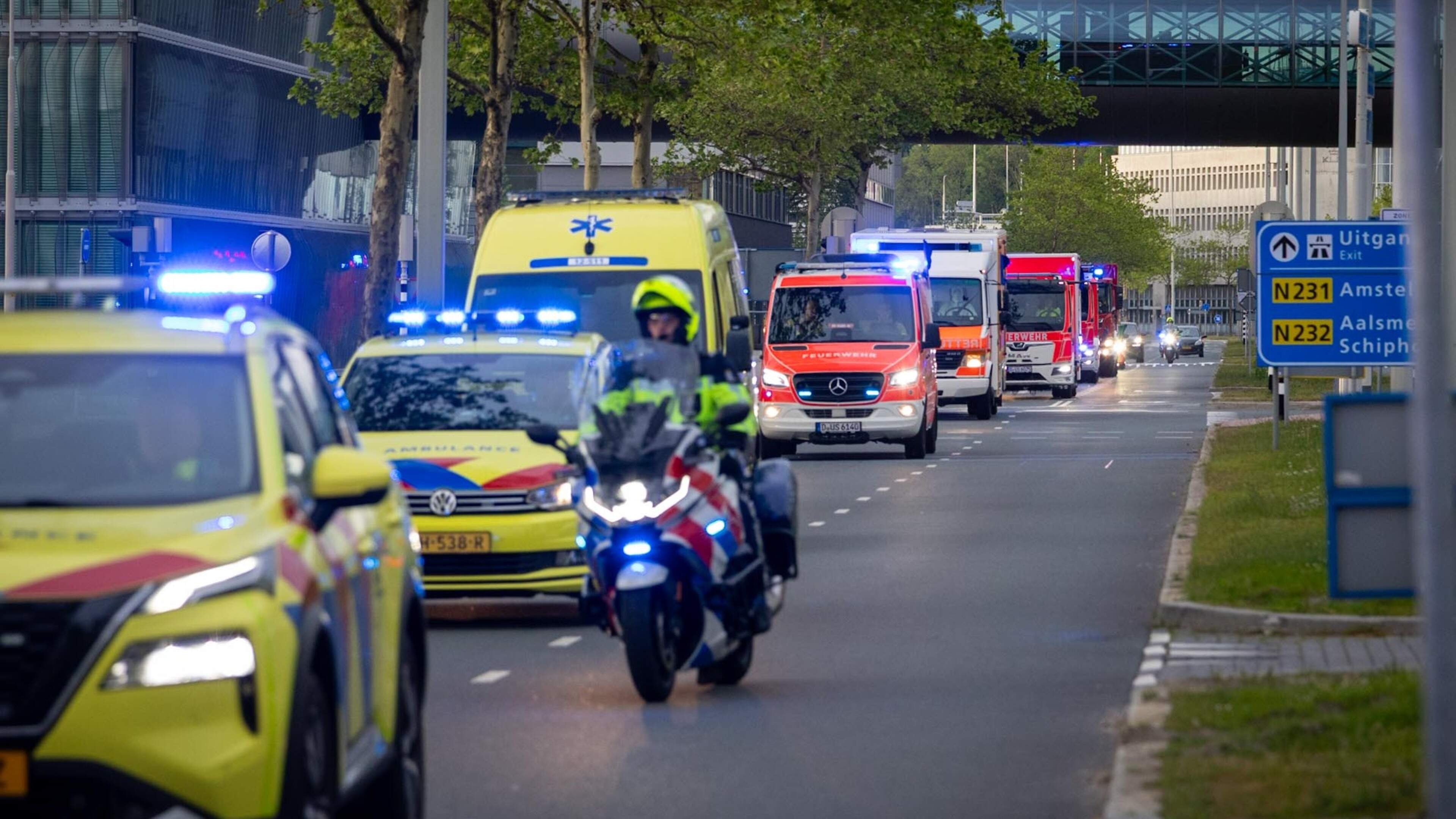 Emergency services on standby at Schiphol for cruise ship evacuation flight
