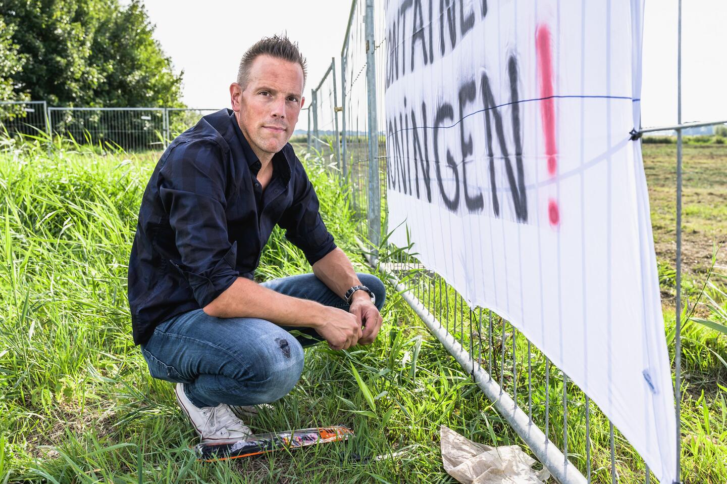Inwoners Assendelft naar rechter om noodwoningen tegen te houden ...