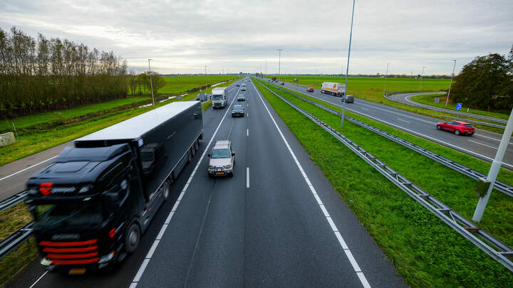 Nachtelijke sluitingen van de A7 tussen Purmerend en Zaandam.