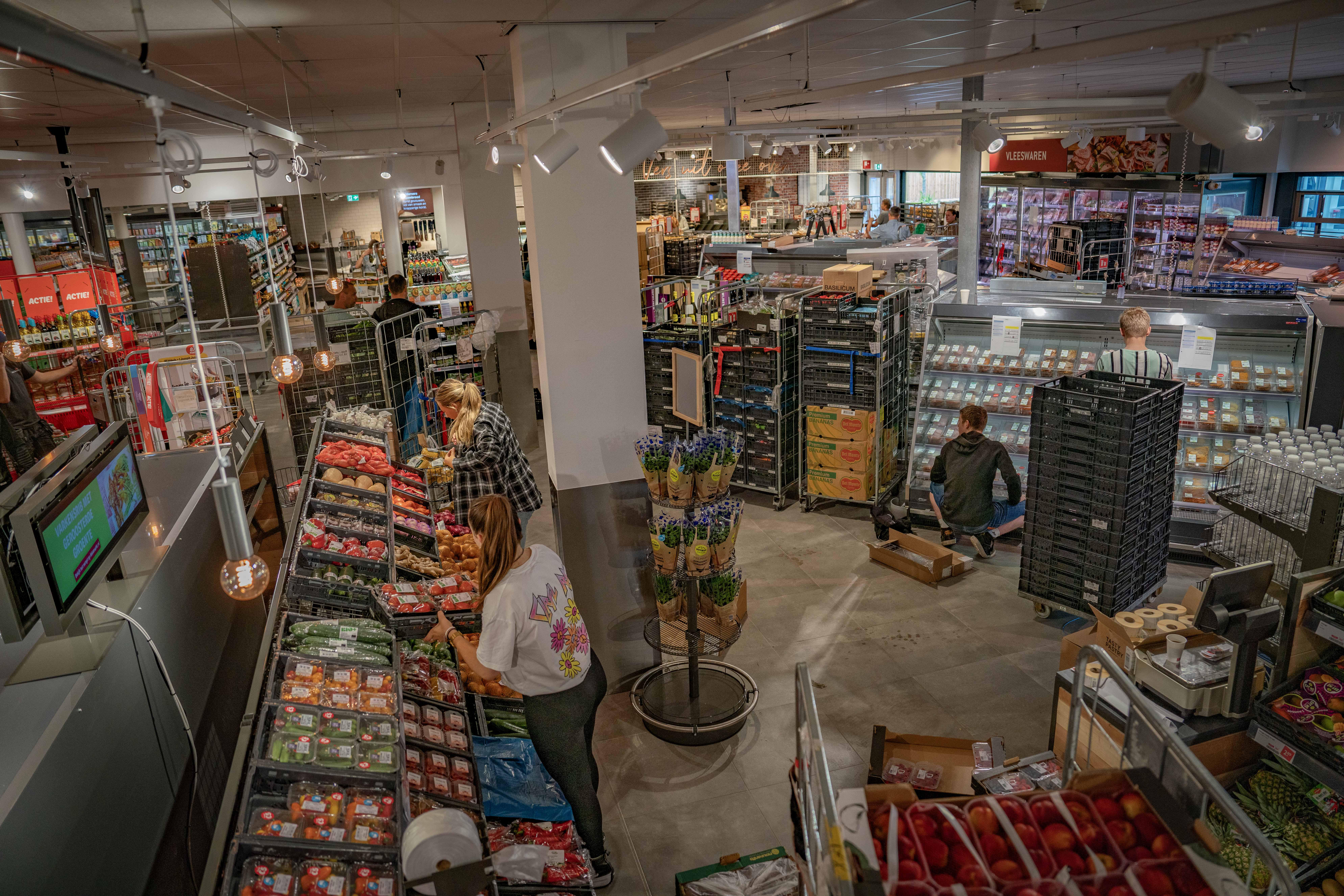 Verbouwde Dekamarkt De Schooten Plaza is er klaar voor. ’Meer dan duizend producten extra’