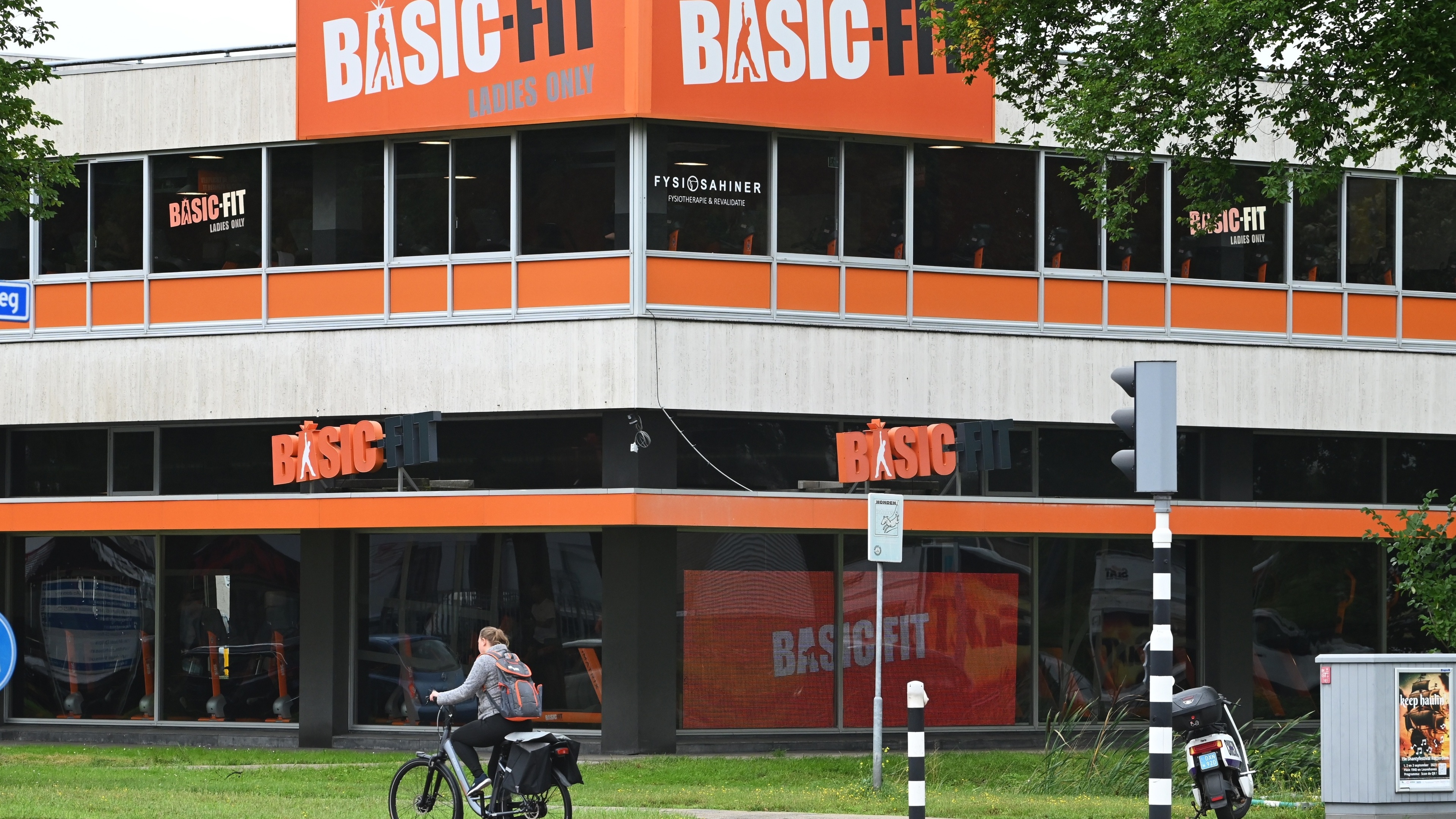 Booking.com and Basic-Fit hacked; can we still trust companies with our data? 'A new arms race is coming'