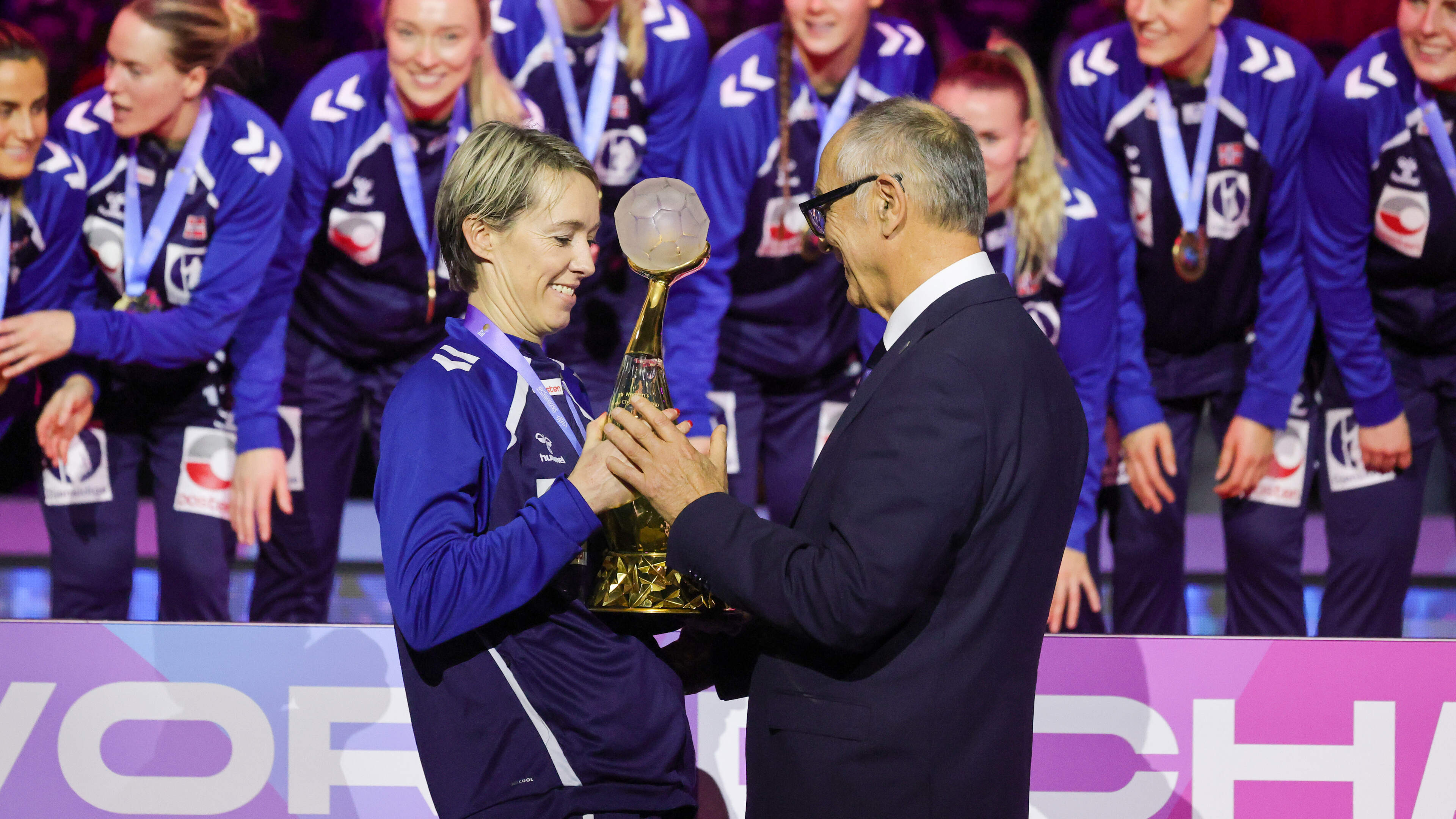 In a team with the world's best handball player: ‘She’s stayed so down to earth’
