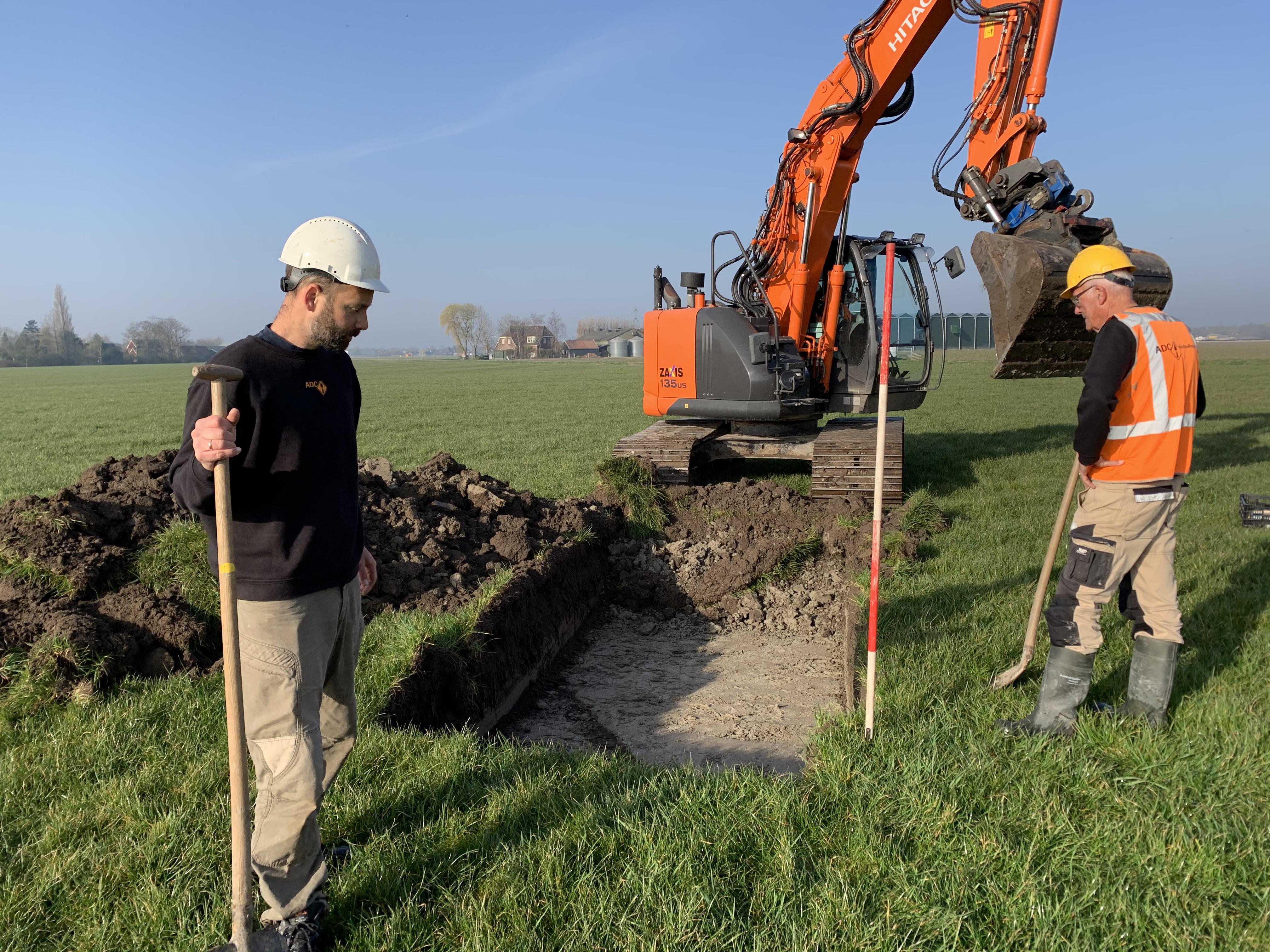 Archeologen leggen bij A.C. de Graafweg eeuwenoude slootjes bloot uit bewogen verkavelingshistorie. 