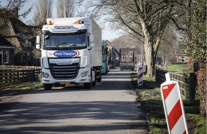 Tijdelijk verbod vrachtwagens Westerstraat in Sijbekarspel, Tramweg in Wognum en Wadway