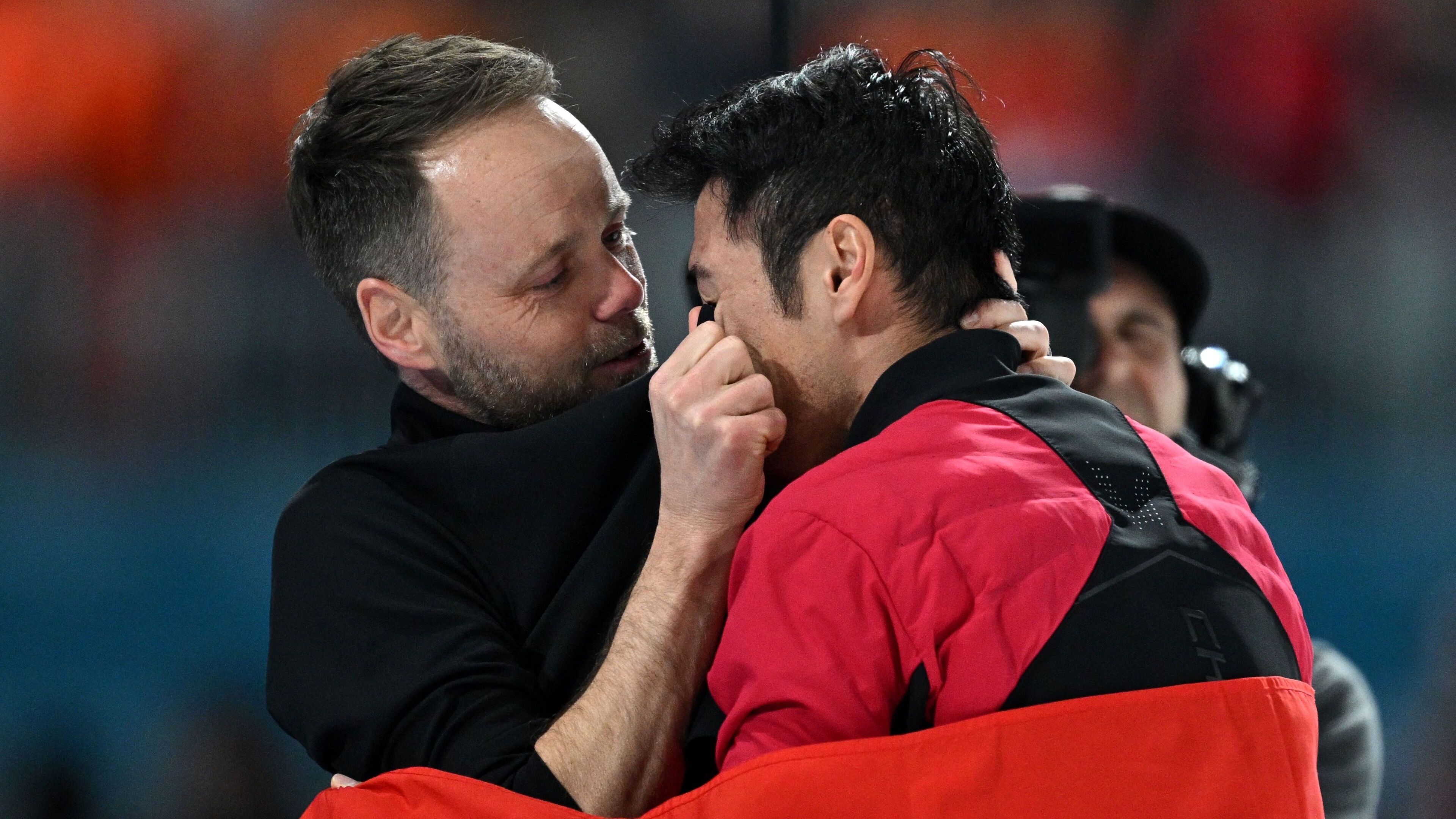 Johan de Wit's insane 24 hours: from gold to nothing in a roaring skating arena