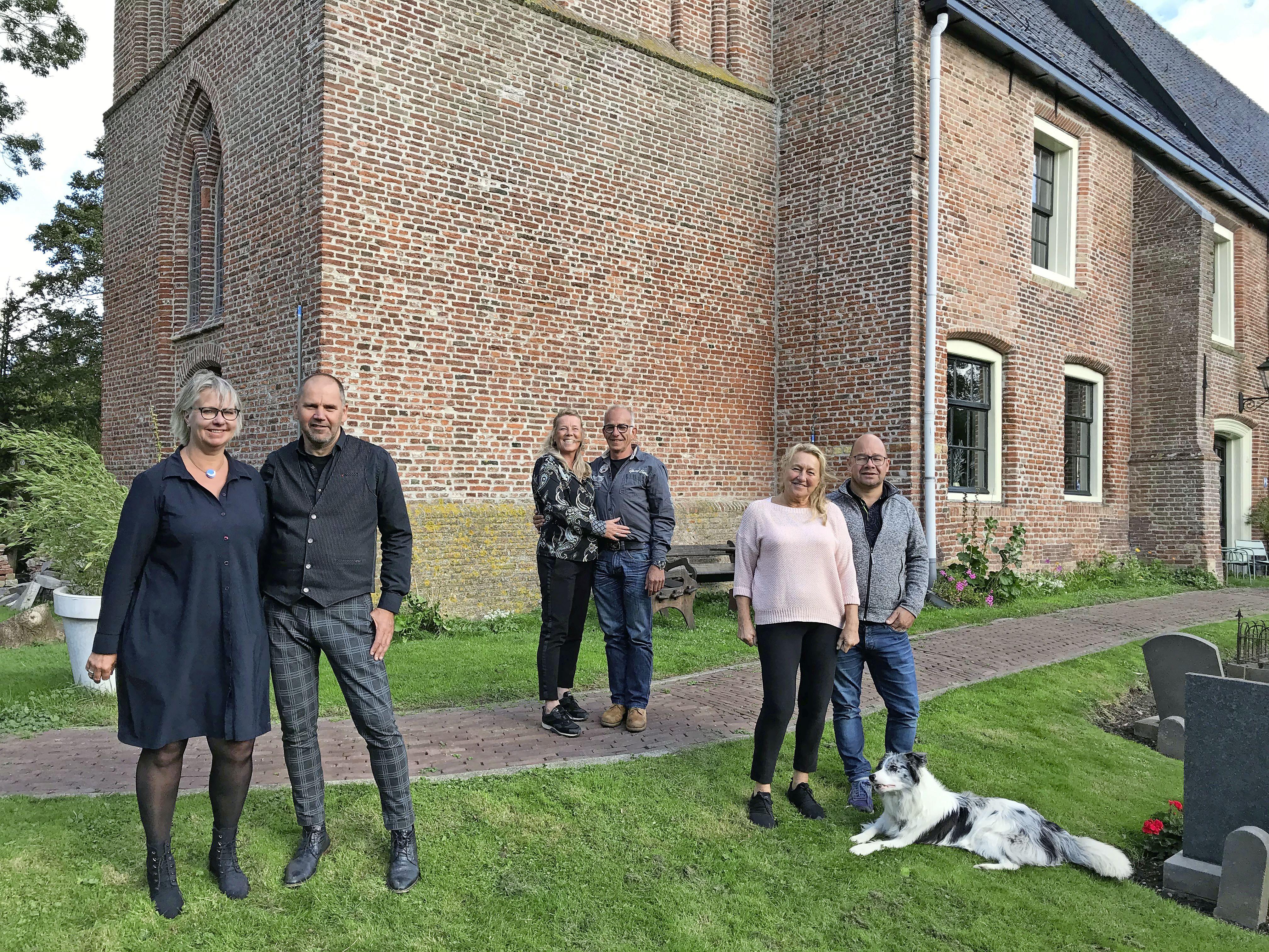 ’Pling’, klinkt het keer op keer. Boekingen en reacties stromen binnen bij bed & breakfast in Twisk 