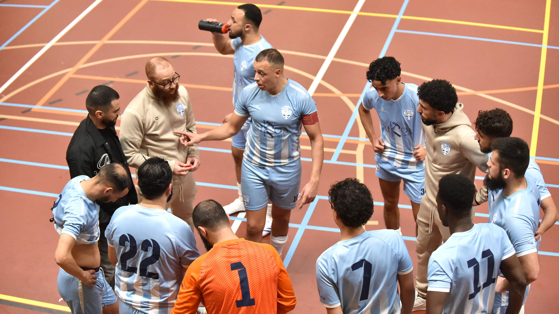 Geen van de spelers die afgelopen seizoen in Zaanstreek 1 speelden, speelt komend seizoen in het blauw-wit van die club.