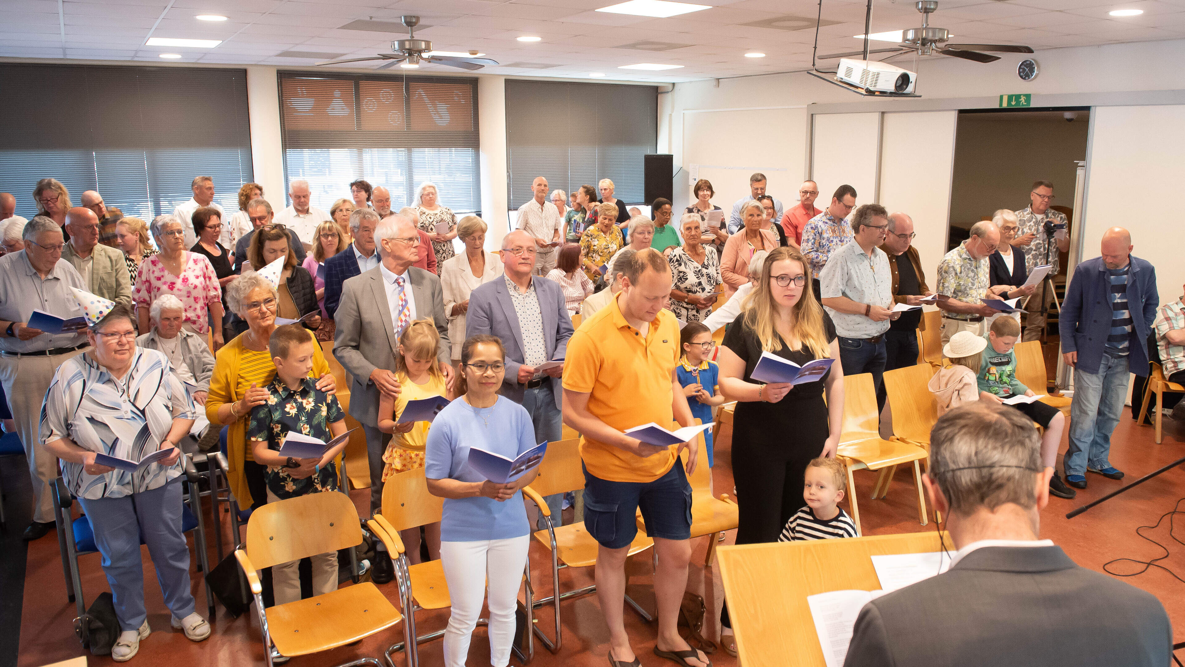 Baptistengemeente Zaanstad viert jubileum: ’We doen het met elkaar en zijn één grote familie’