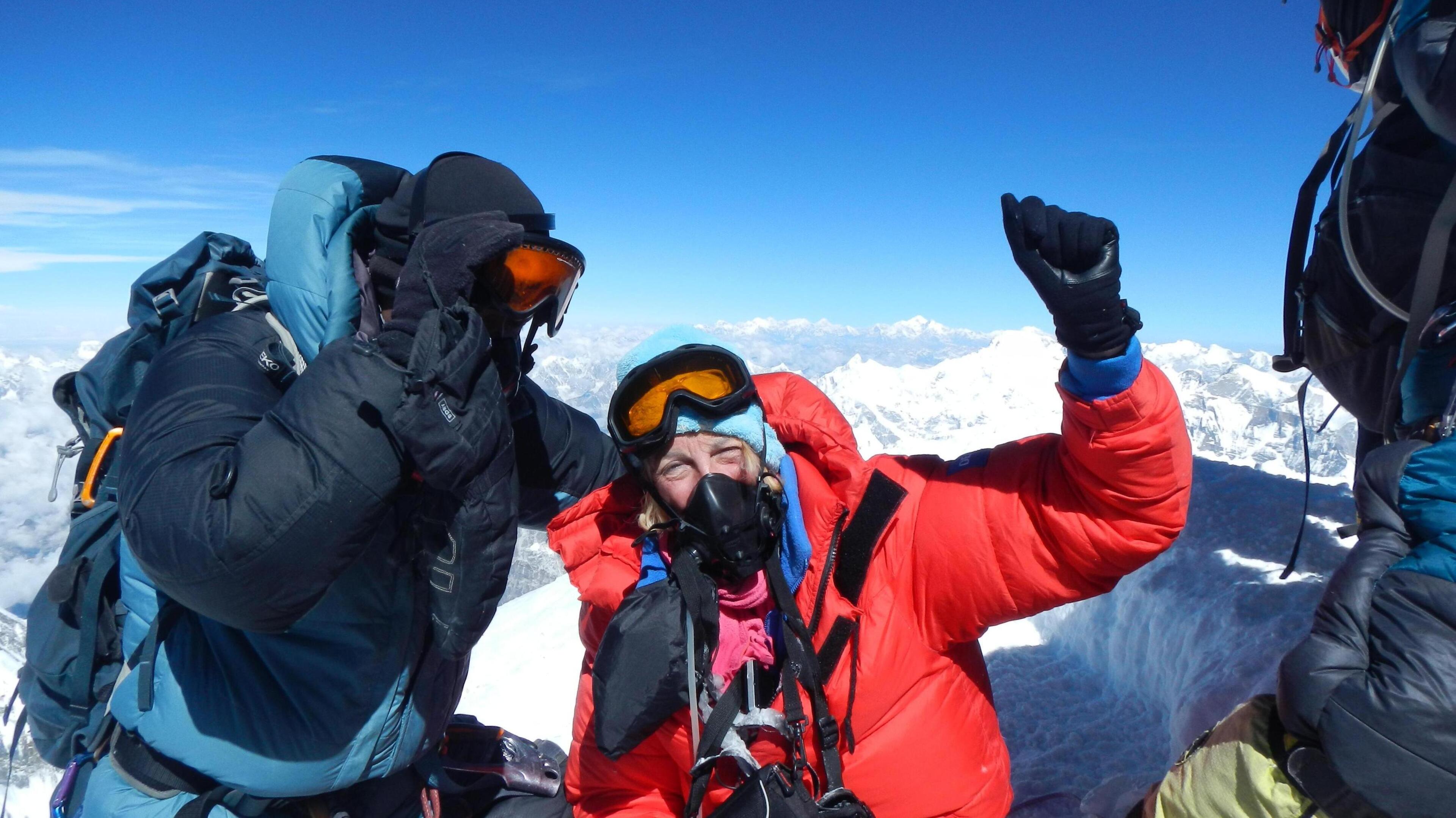 The highest ‘mountain’ in North Holland is in Schoorl, I know thanks to an Asian on YouTube