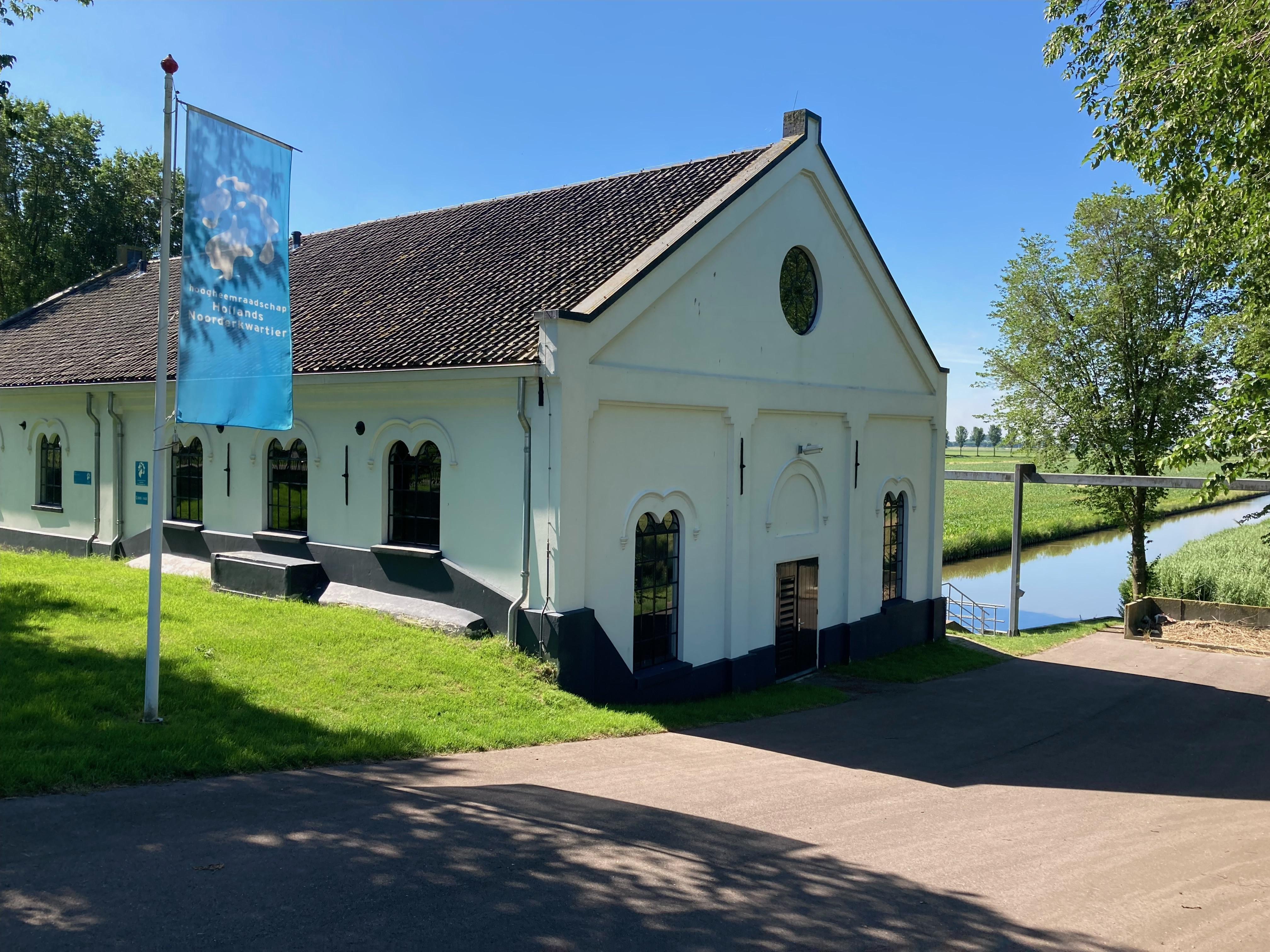 Historie van de droogmaking van de Purmer gaat zelfs terug tot 1403 met het ’wilde zeewijf’: gemaal 