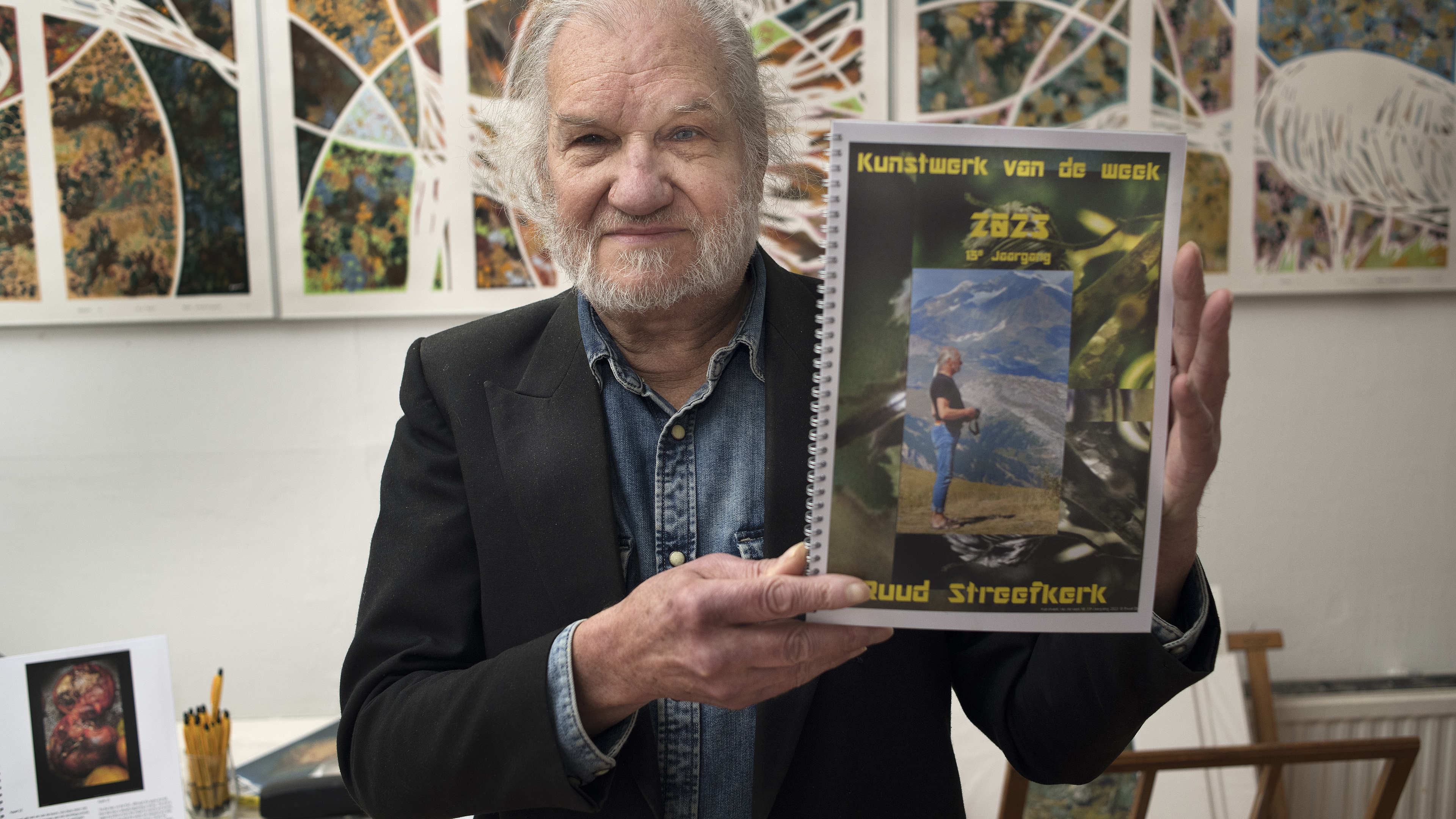 Al lang met pensioen, maar kunstenaar Ruud Streefkerk (76) is niet te stoppen: achthonderd kunstwerk