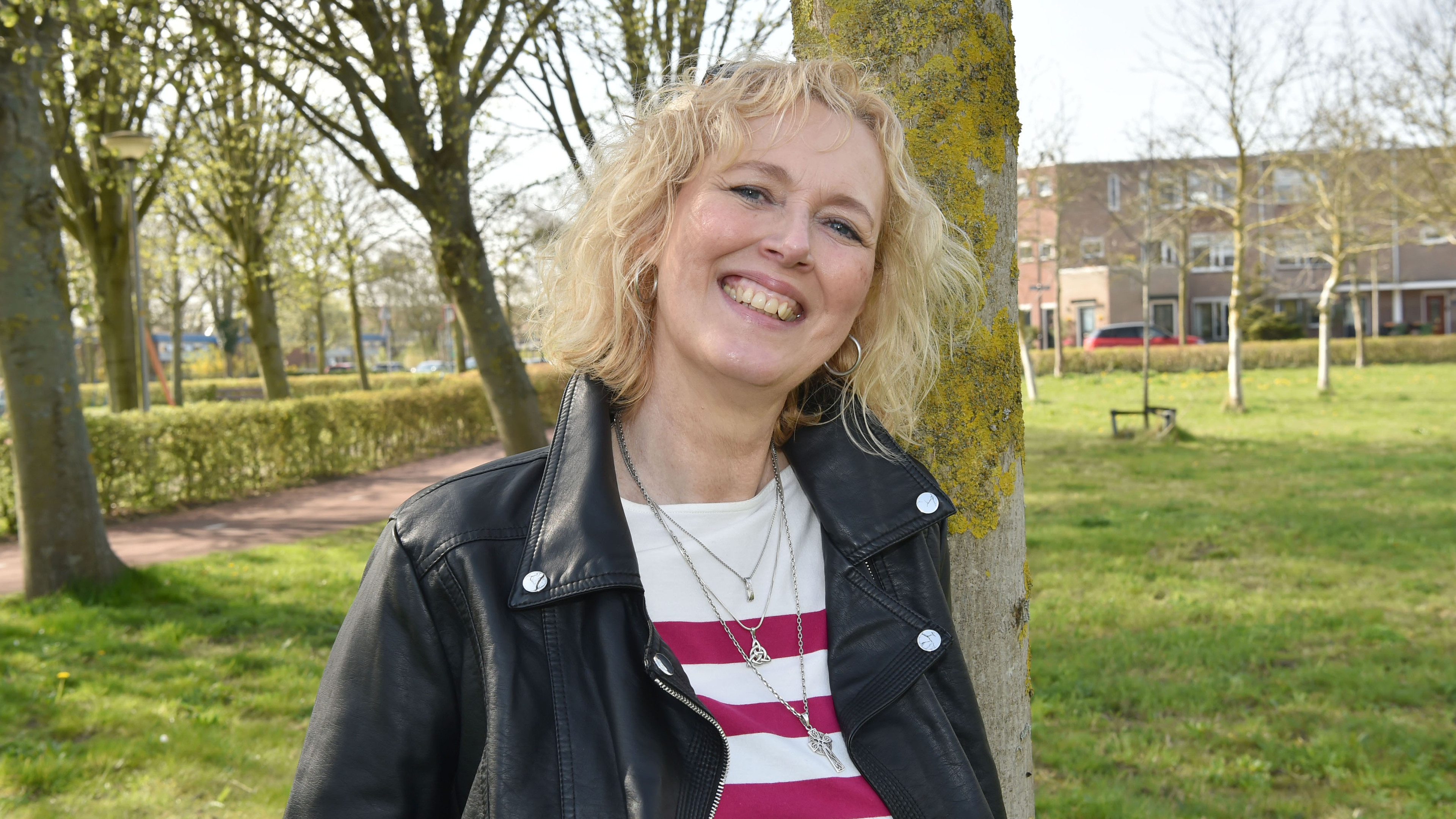 Women candidly share menopause experiences in photo book Overgangmakers: ‘With my story I want to show people that more is possible’