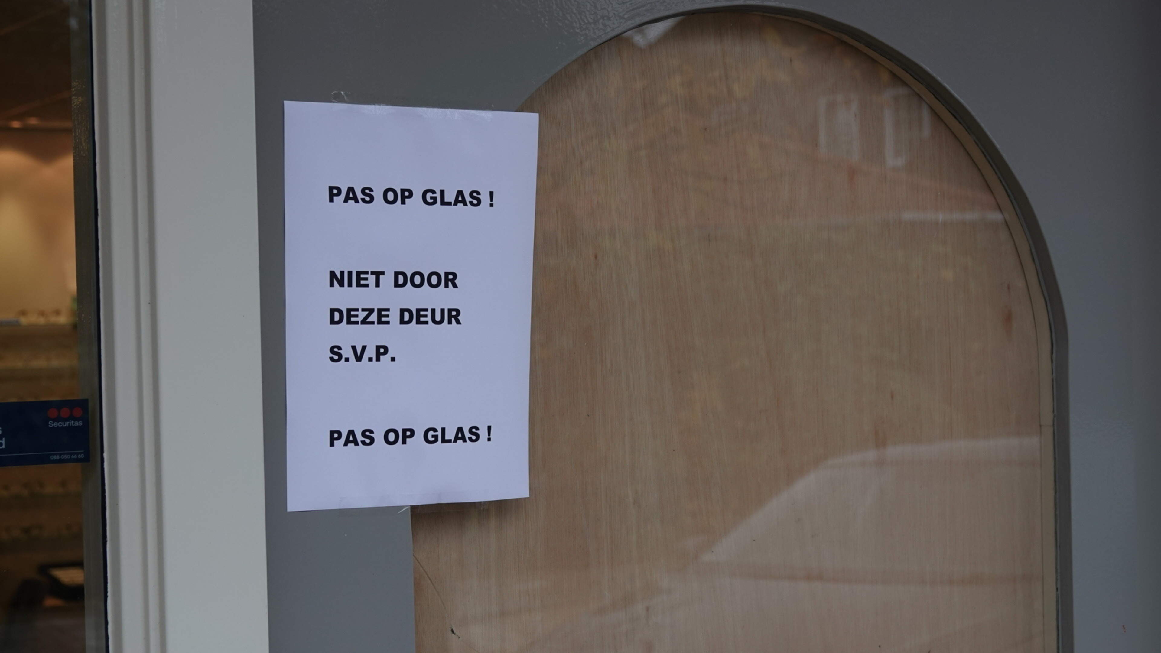 Opnieuw inbraak bij opticien in Obdam, grote hoeveelheid brillen gestolen