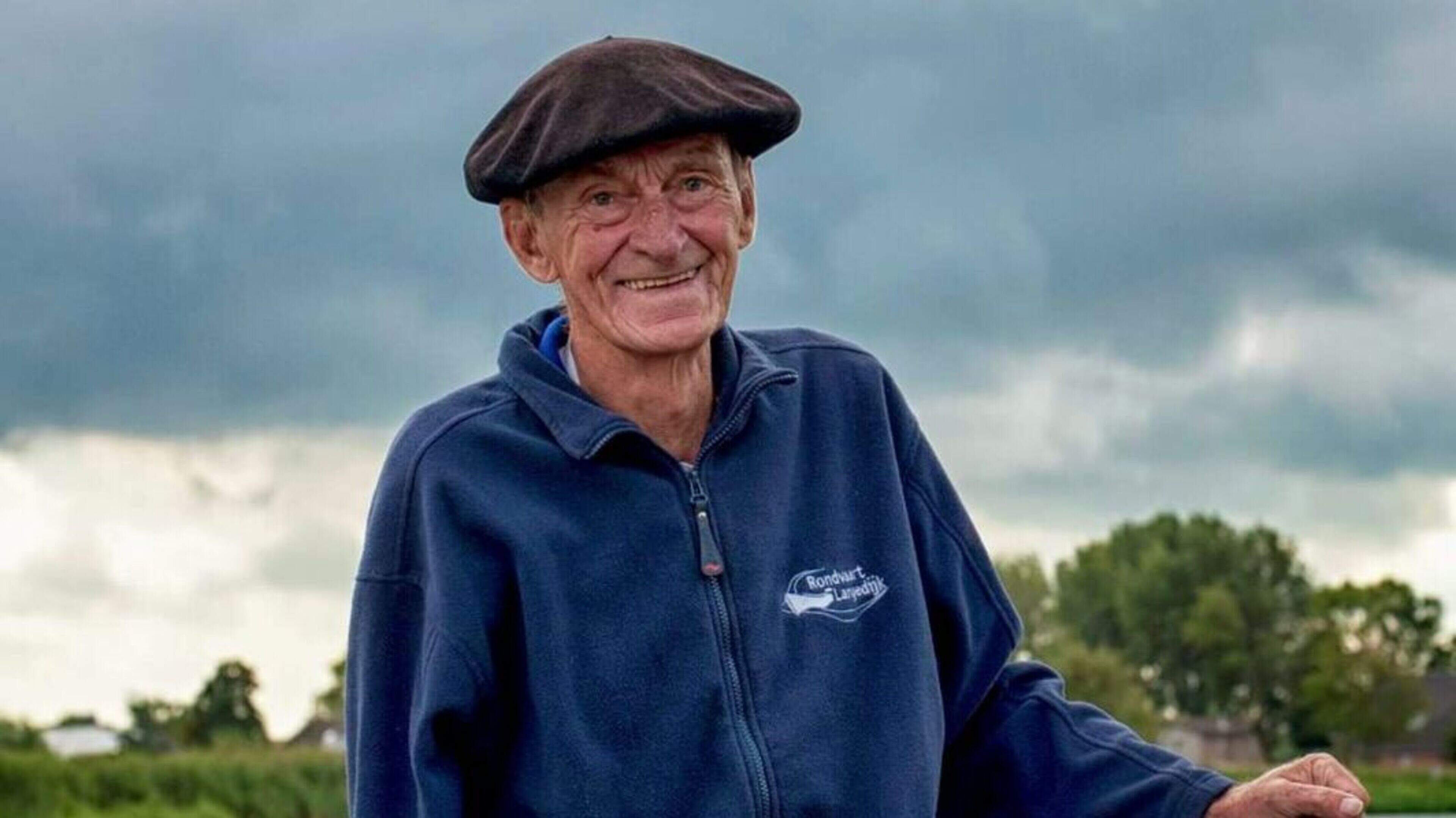 Jan Dijkstra (1939-2025), schipper, restauranteigenaar en organisator van de grootste zuurkoolmaalti