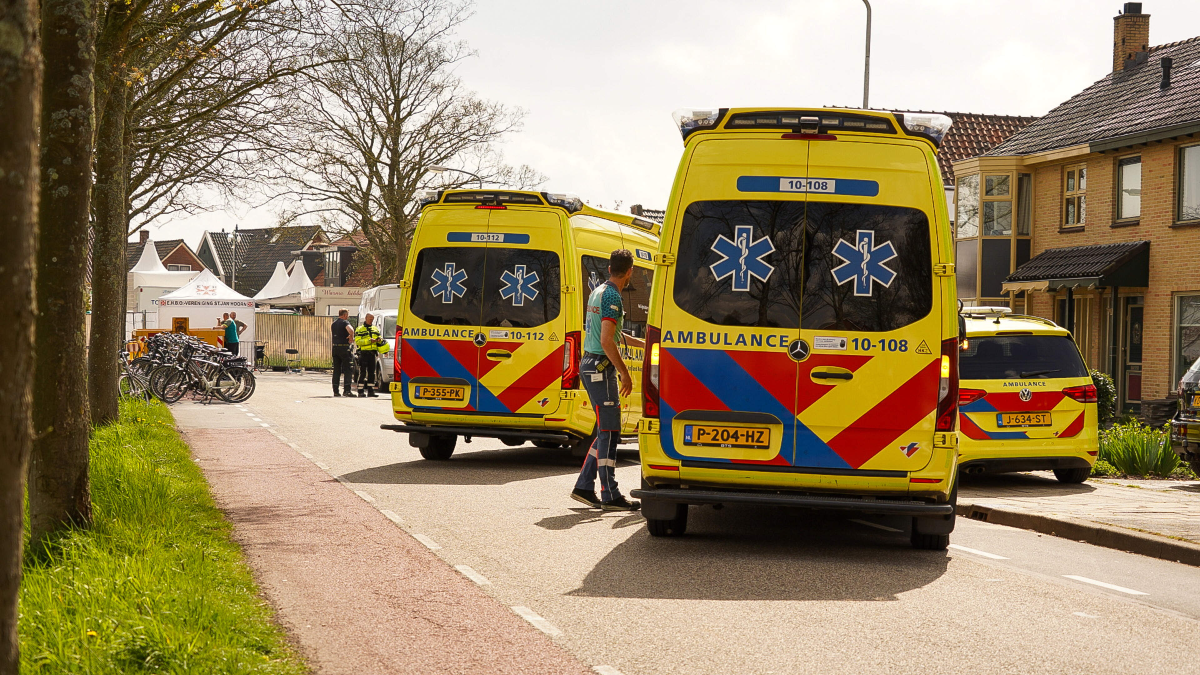 Drie jongens in schapenpak in brand op kermis in De Goorn
