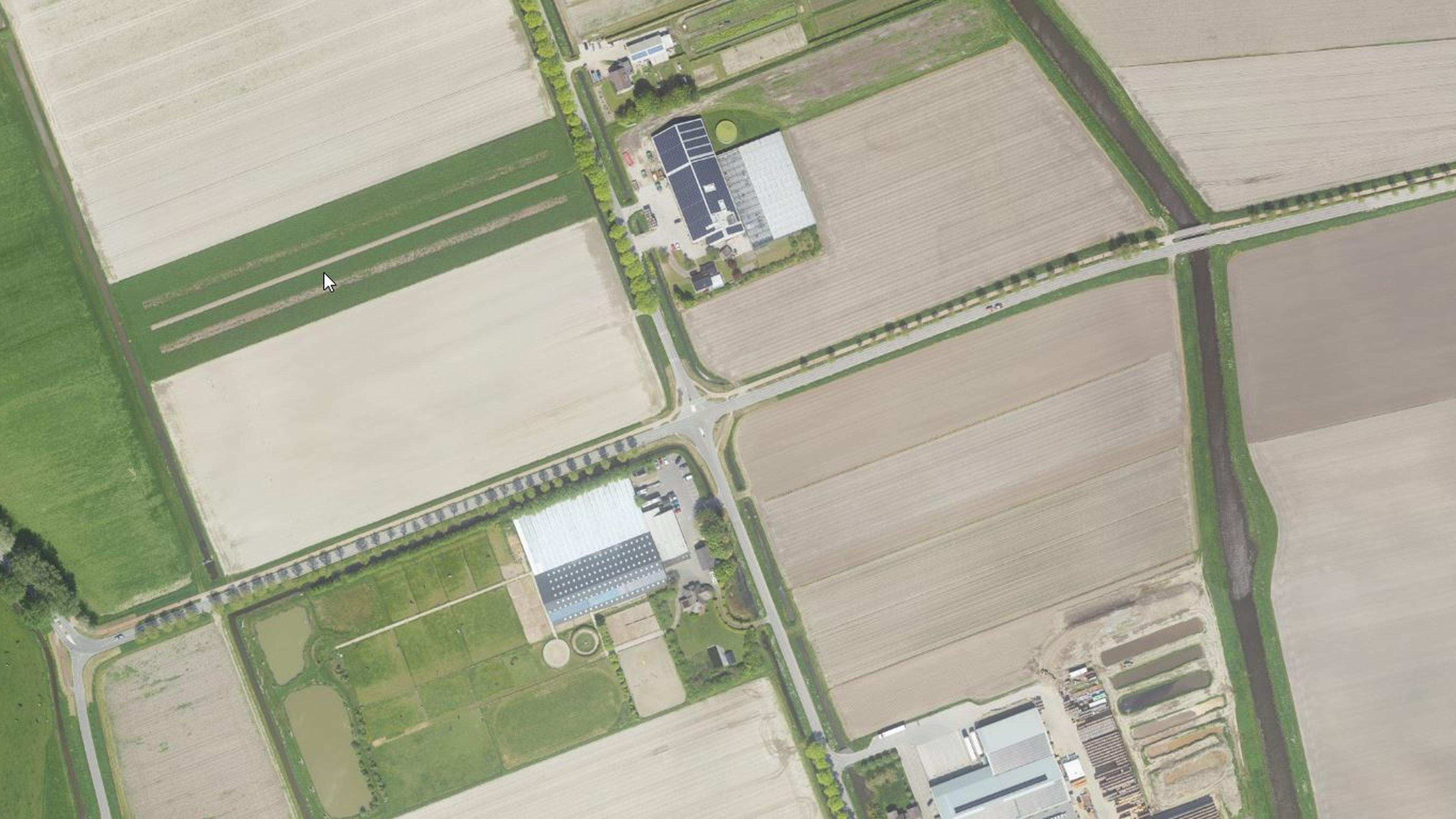 Verkeer kan weer ‘normaal’ naar Waarland. Rotonde Speketersweg nu gereed