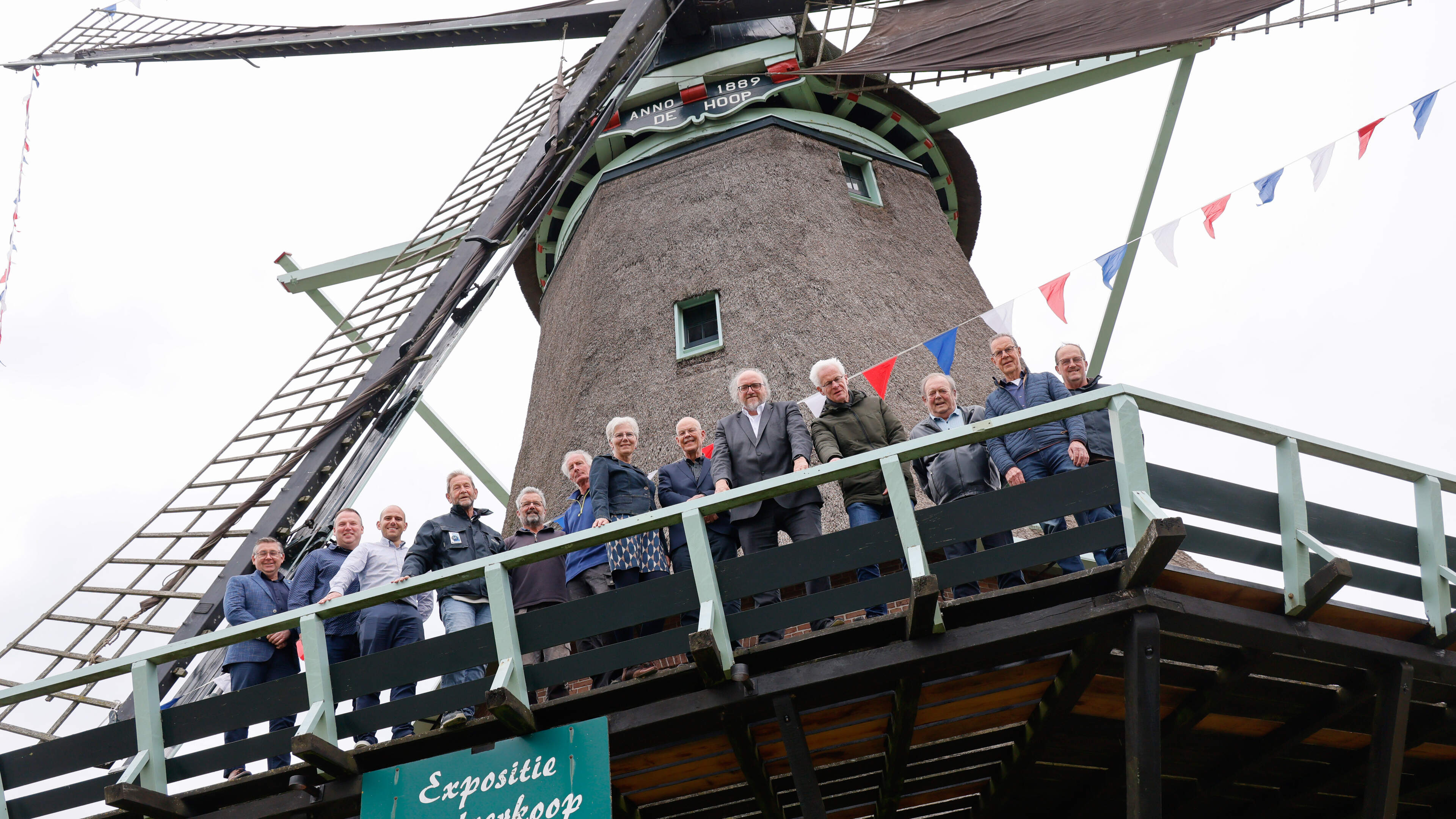 ’Ik heb nog een molentje, willen jullie die?’ Medemblik draagt het eigendom De Hoop over aan stichti