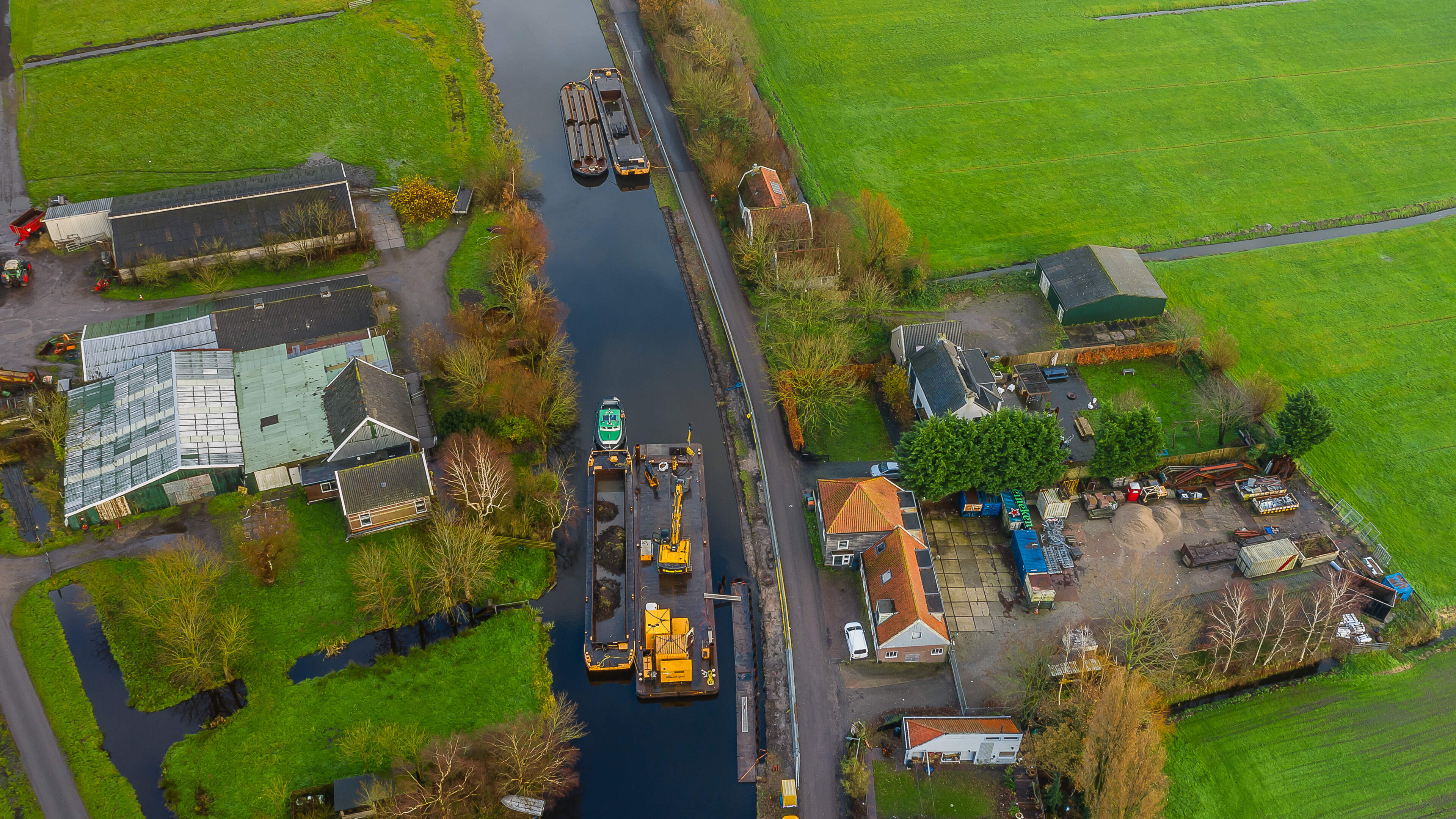 ‘Er komt een hele woonwijk met ons huis als middelpunt’. Bewoners Broekermeerdijk in Watergang in op
