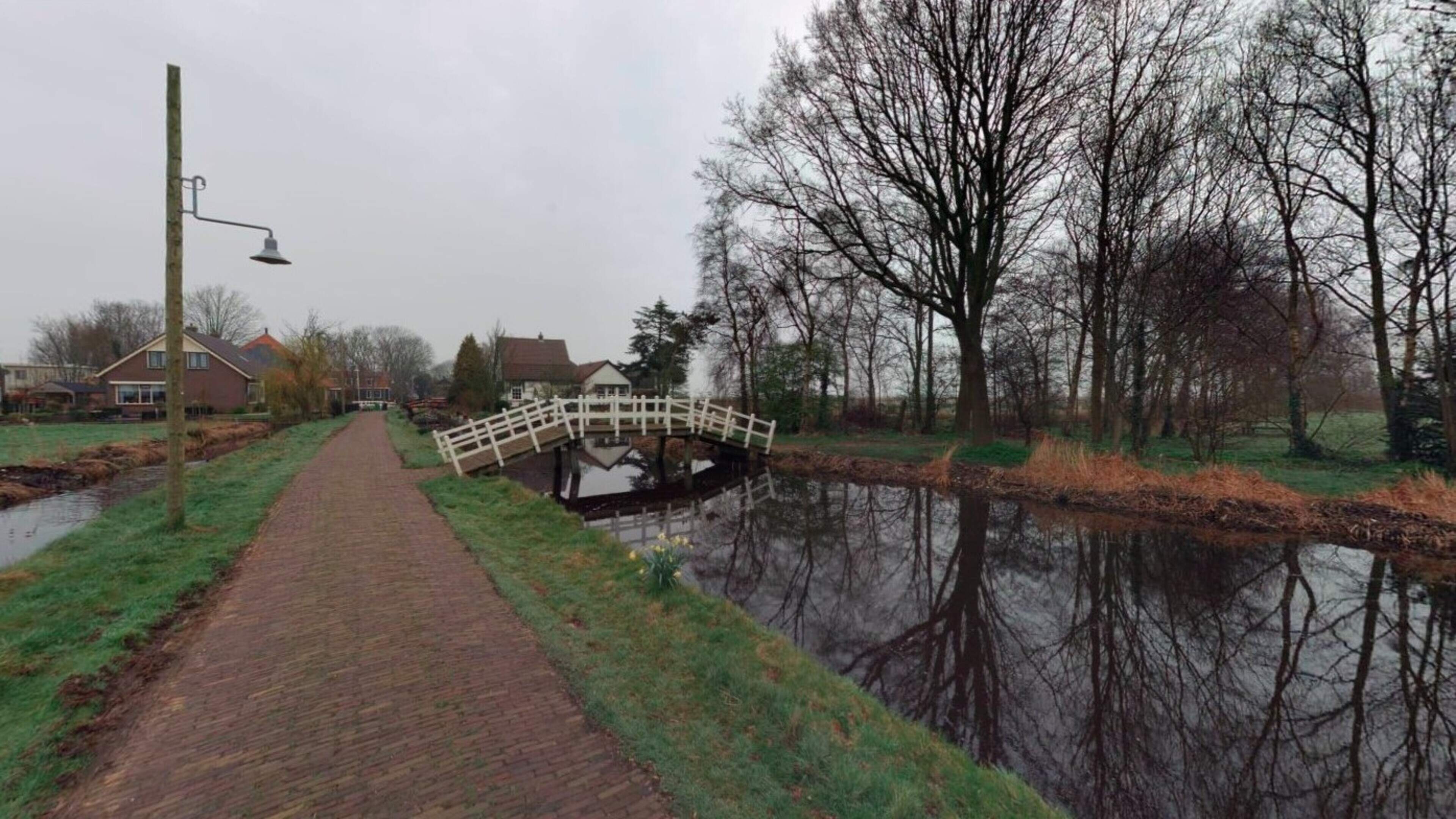 ‘Urgente’ vervanging bruggen uitgesteld na twijfels politiek: ‘Onveilige’ oeververbindingen in Water