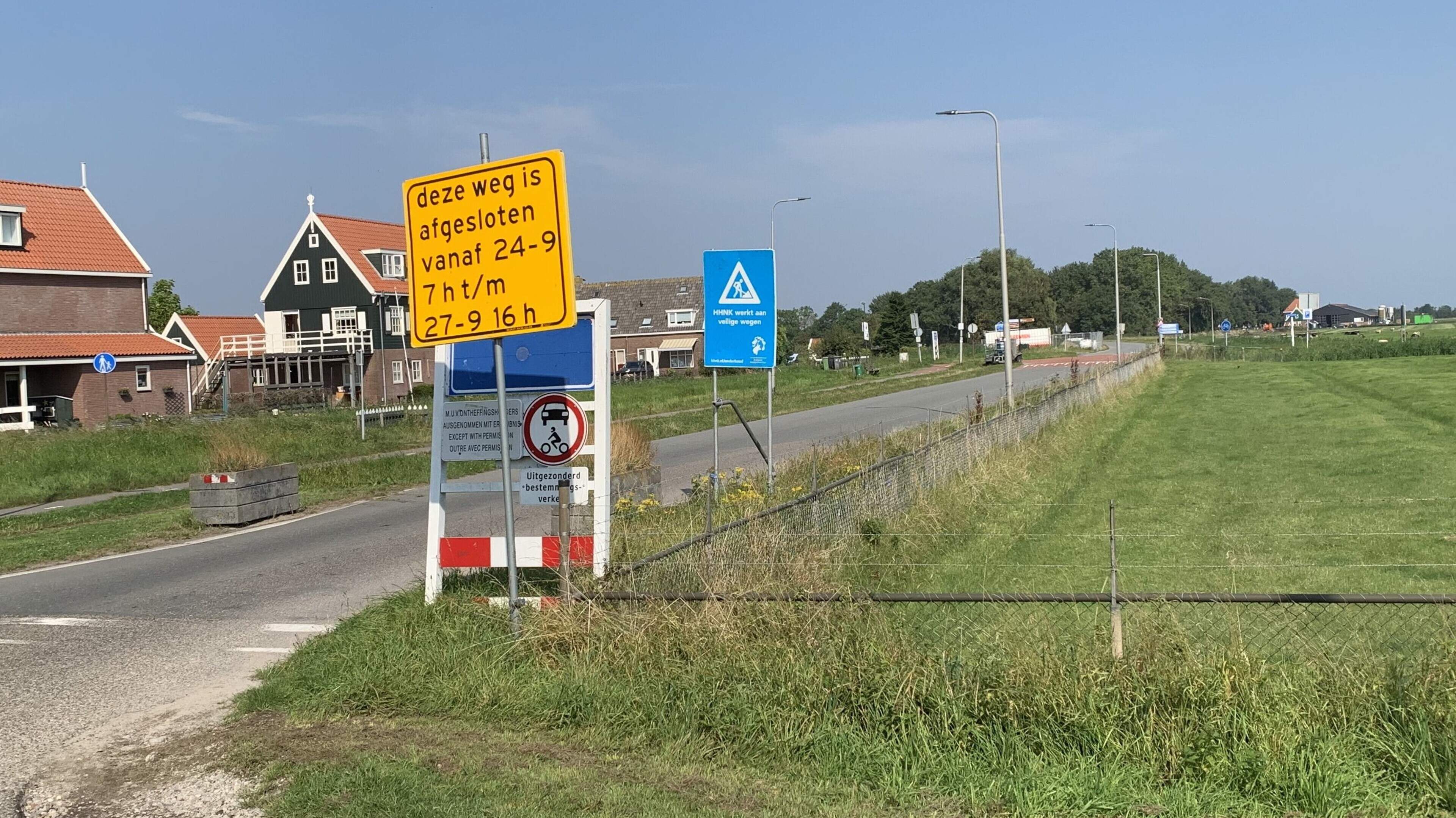 Dorp twee avonden en nachten niet bereikbaar: pendeldienst brengt Markers van en naar huis tijdens w