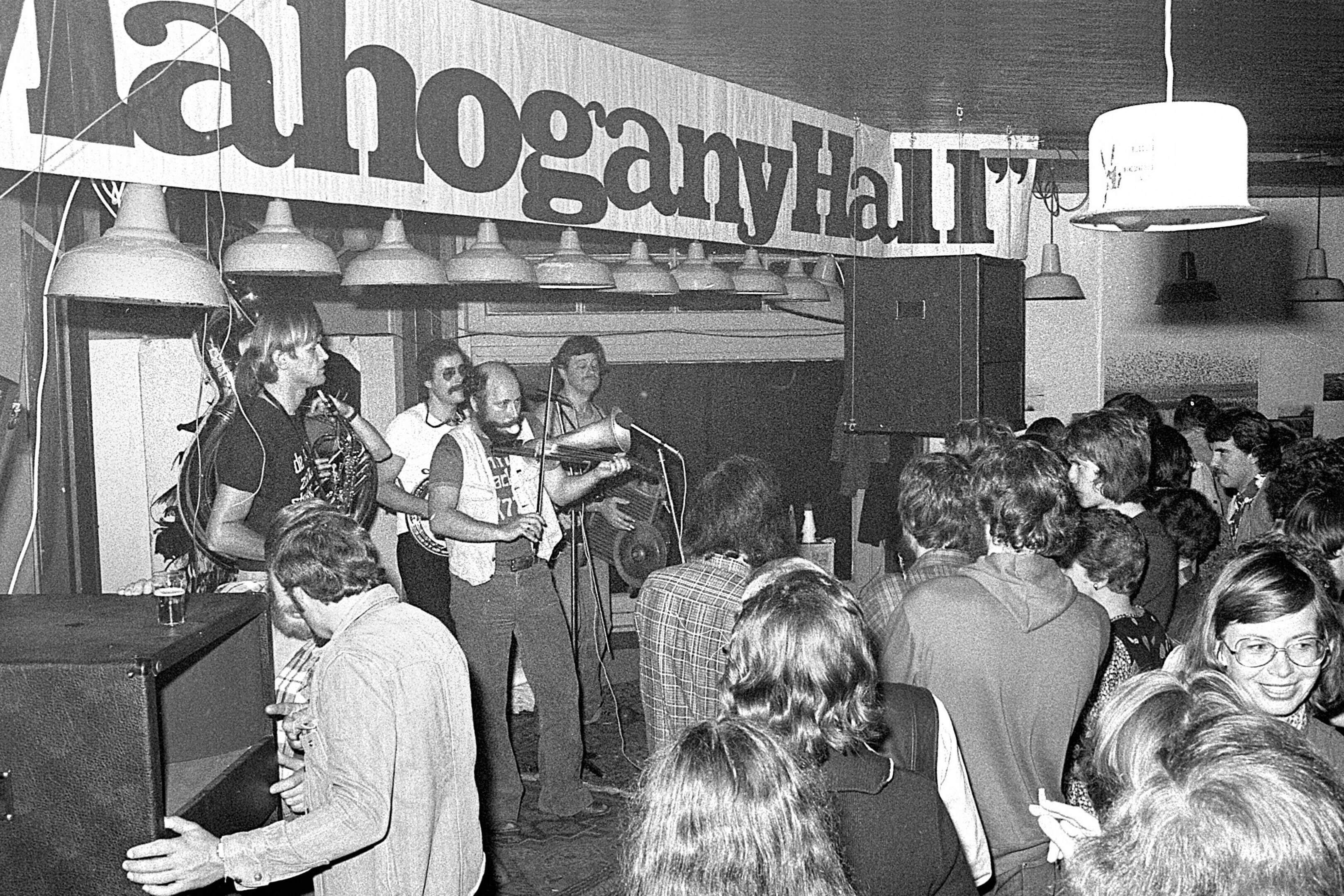 Jazzclub Mahogany Hall in Edam opende zestig jaar geleden: wie zag