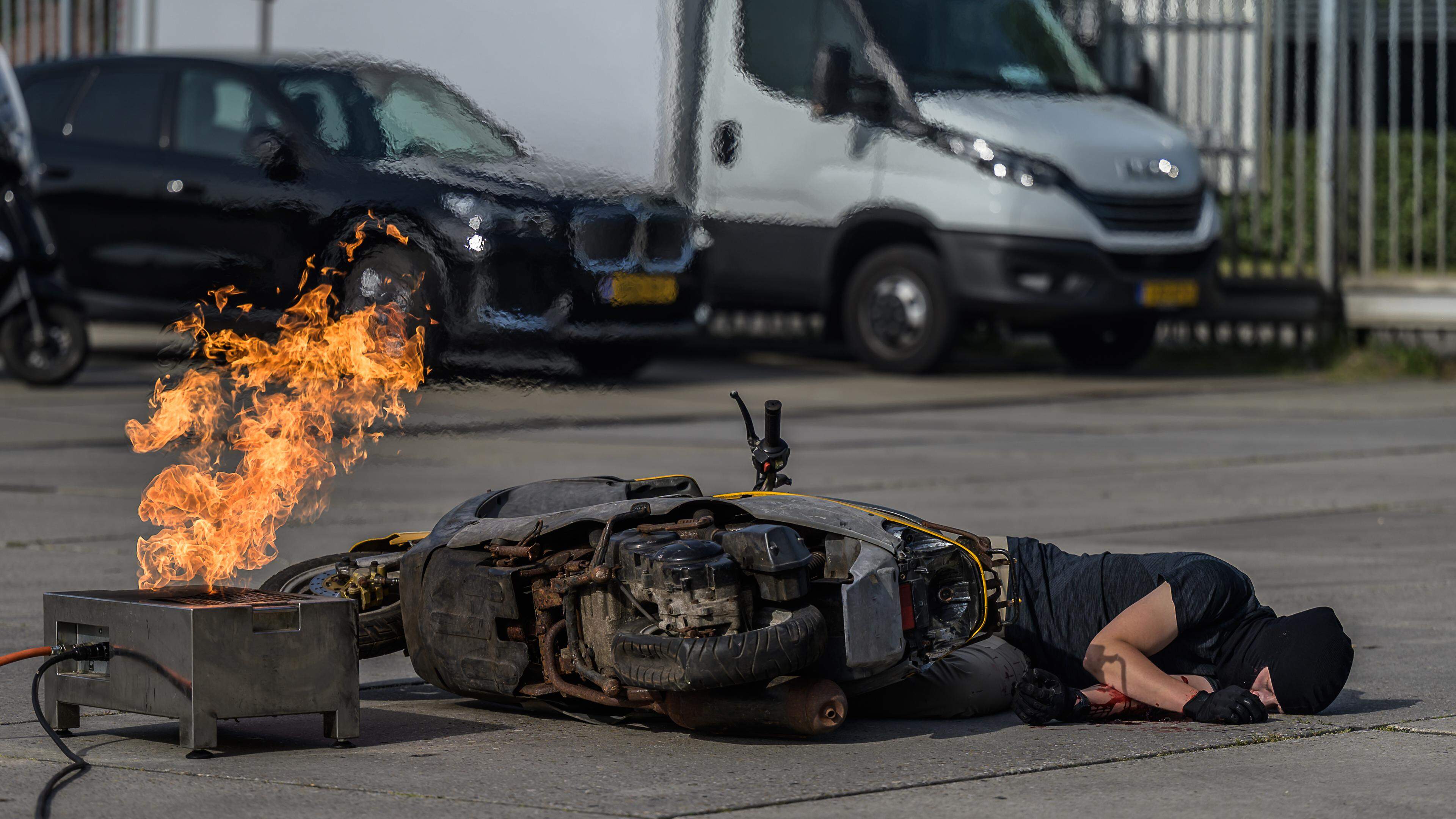 Bloederige incidenten met vuurwerkbom en kettingzaag op oefendag traumateam: ’Dit soort dingen gebeu