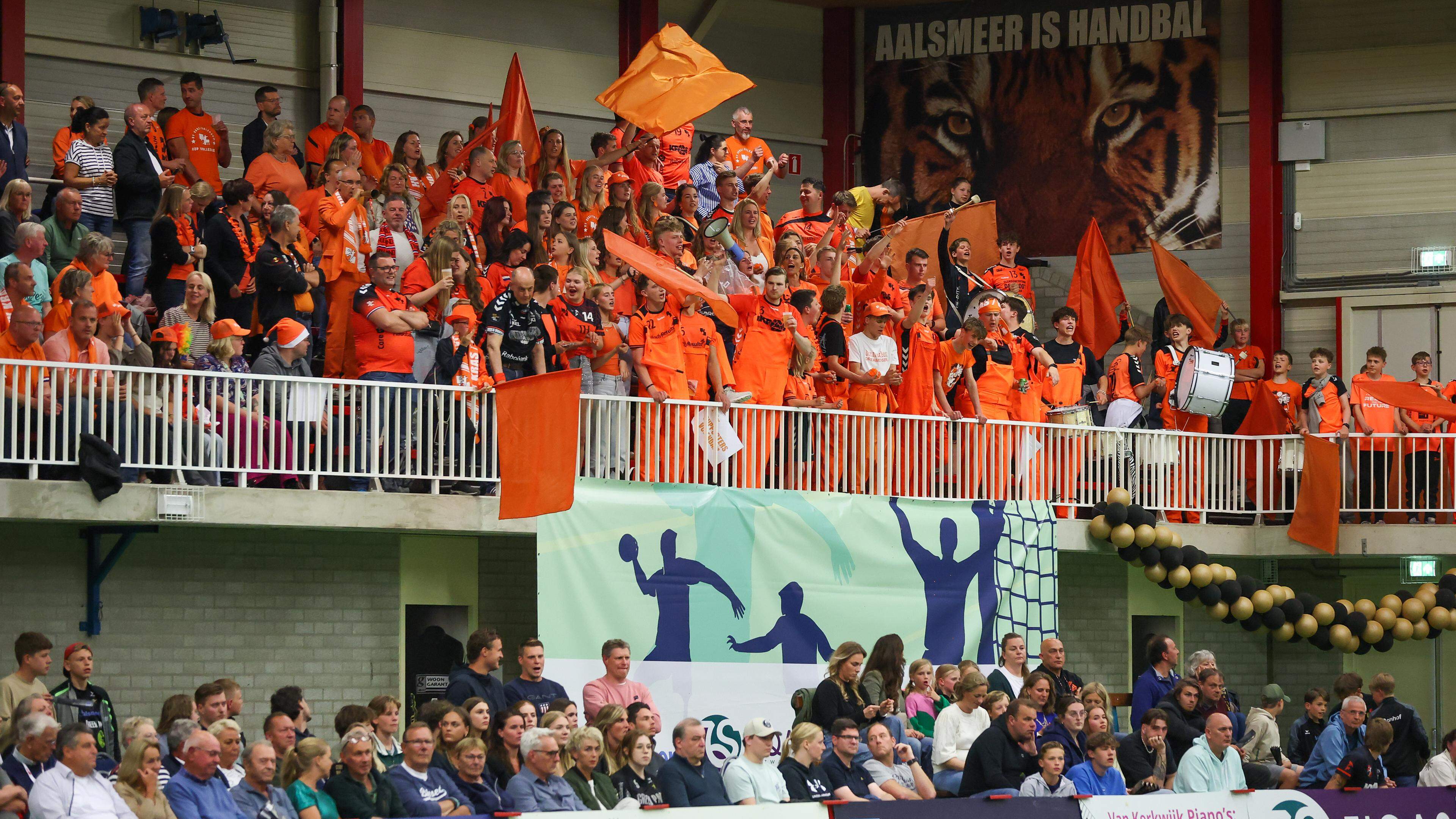 Oranjezee helpt Volendamse handballers over dood punt heen, maar winst in eerste finaleduel tegen Aa