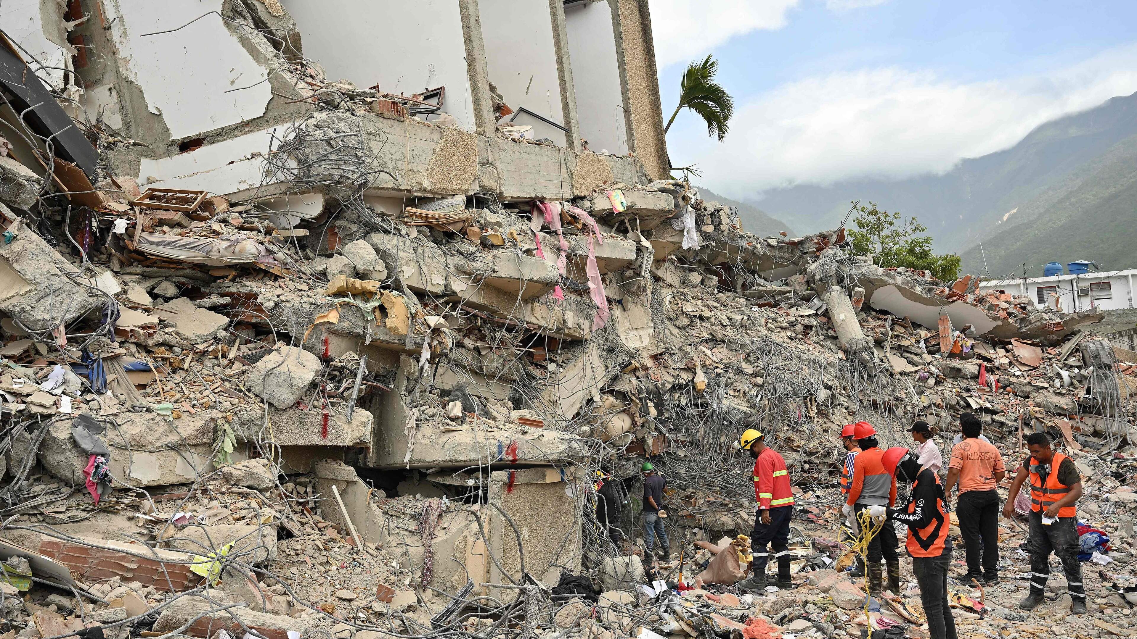 Six cents per Dutch person for devastated Venezuela. Why do we give so little for such a major disaster?